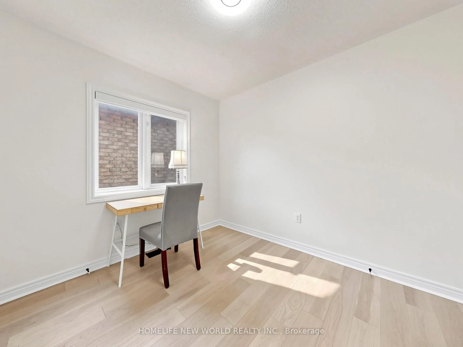 7 Monaco Crescent