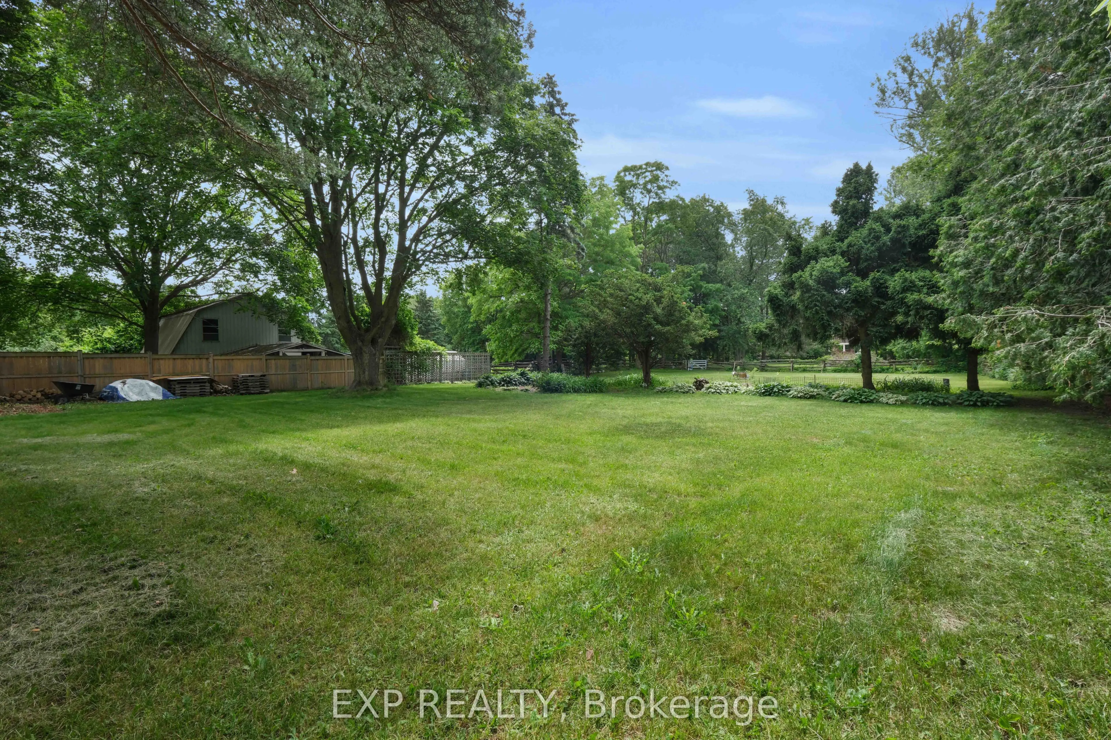 5373 Aurora Road