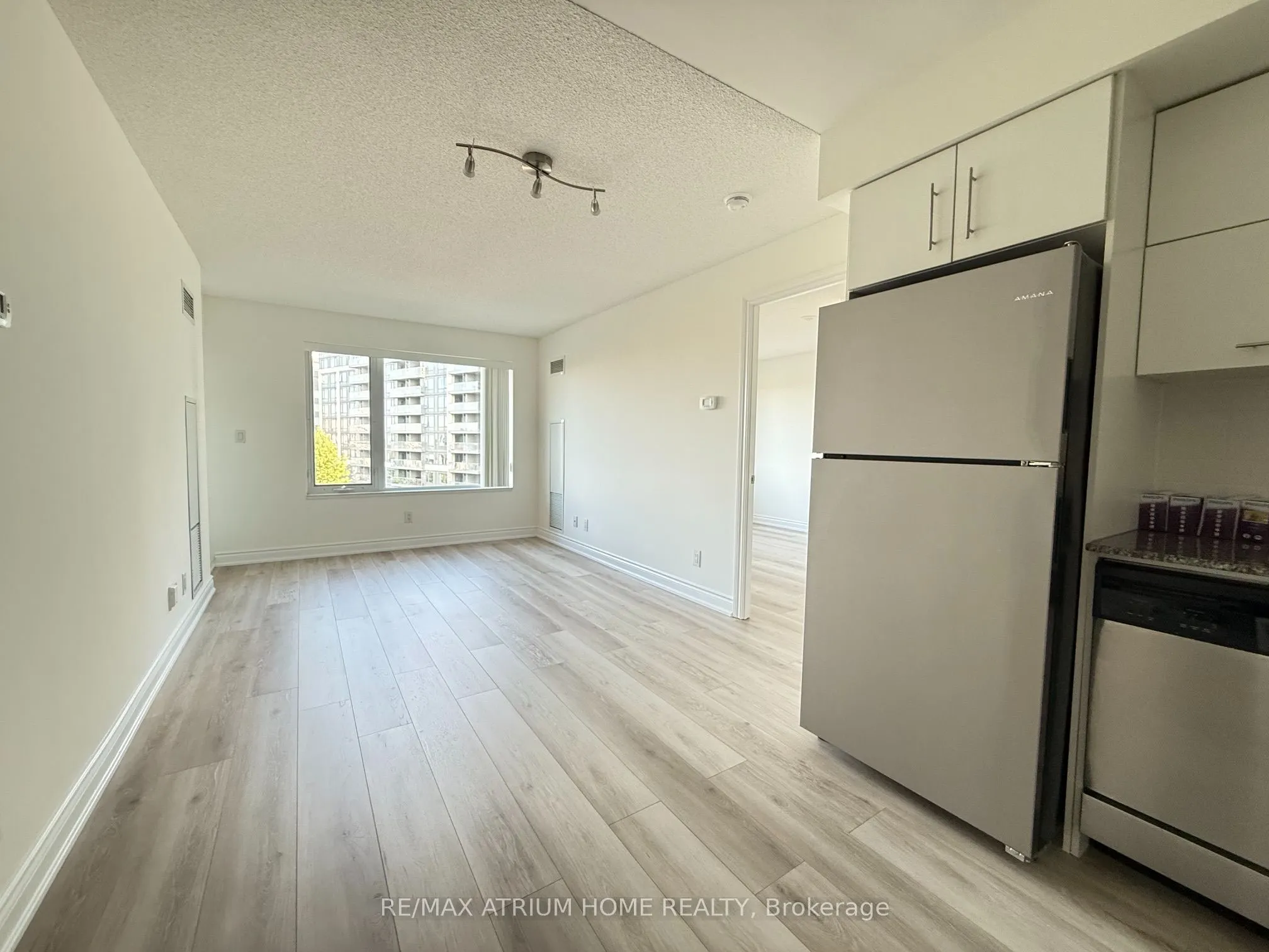 233 South Park Road #602