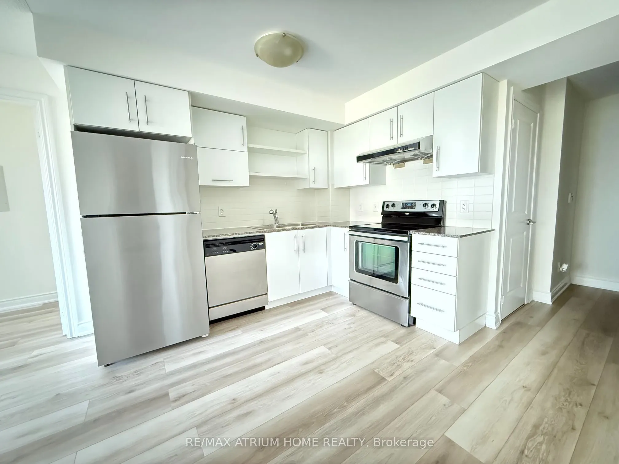 233 South Park Road #602