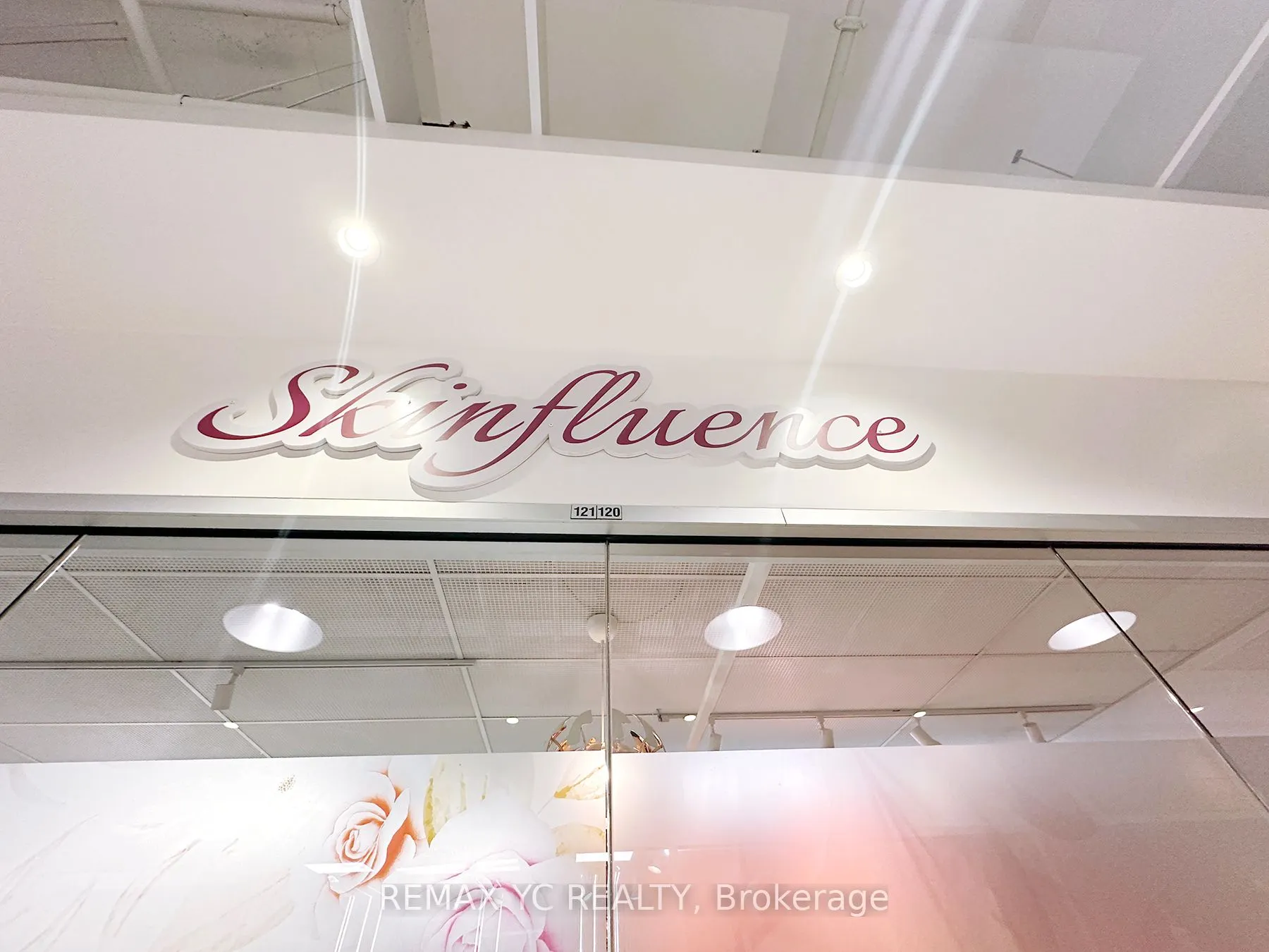 7181 Yonge Street #120-121
