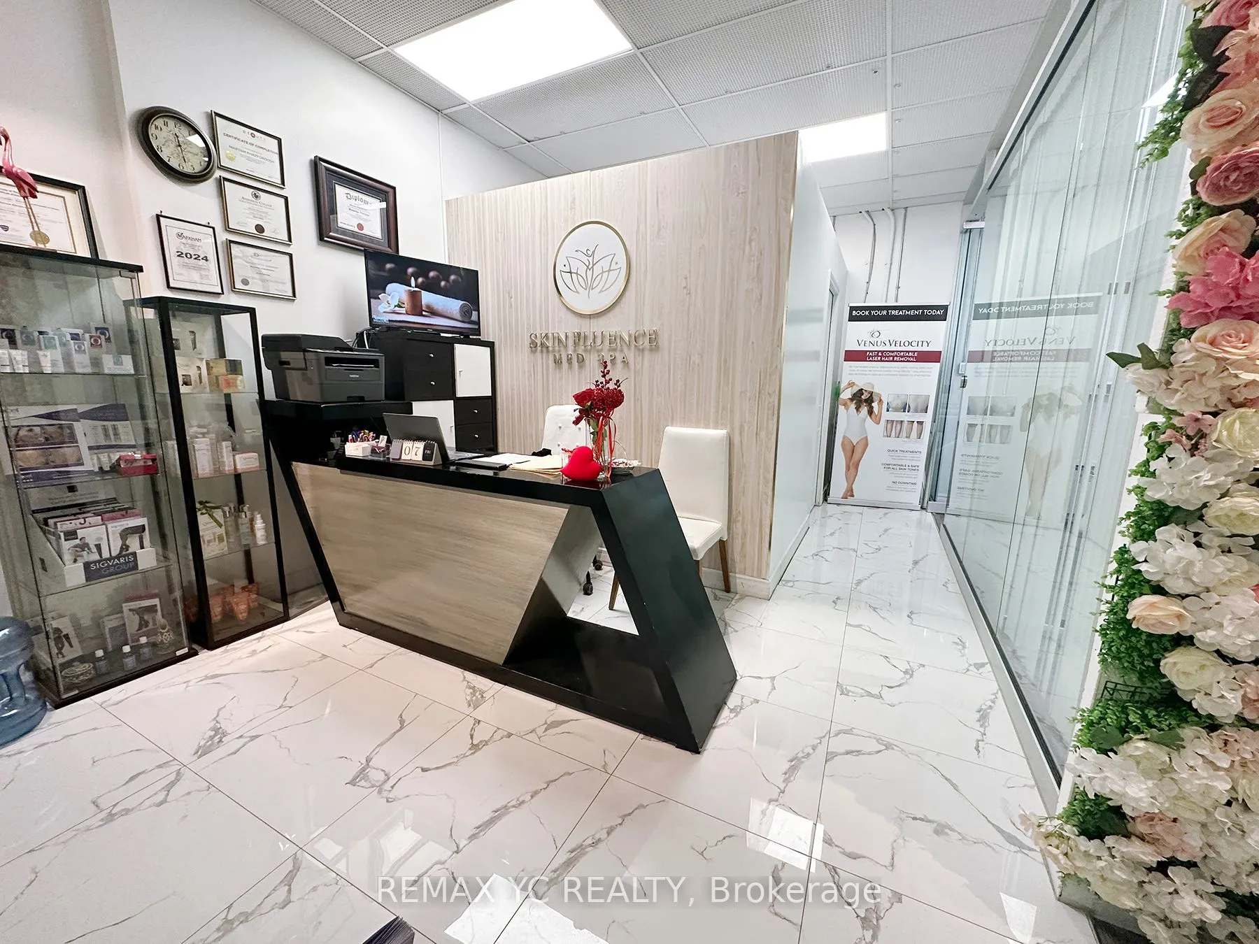 7181 Yonge Street #120-121