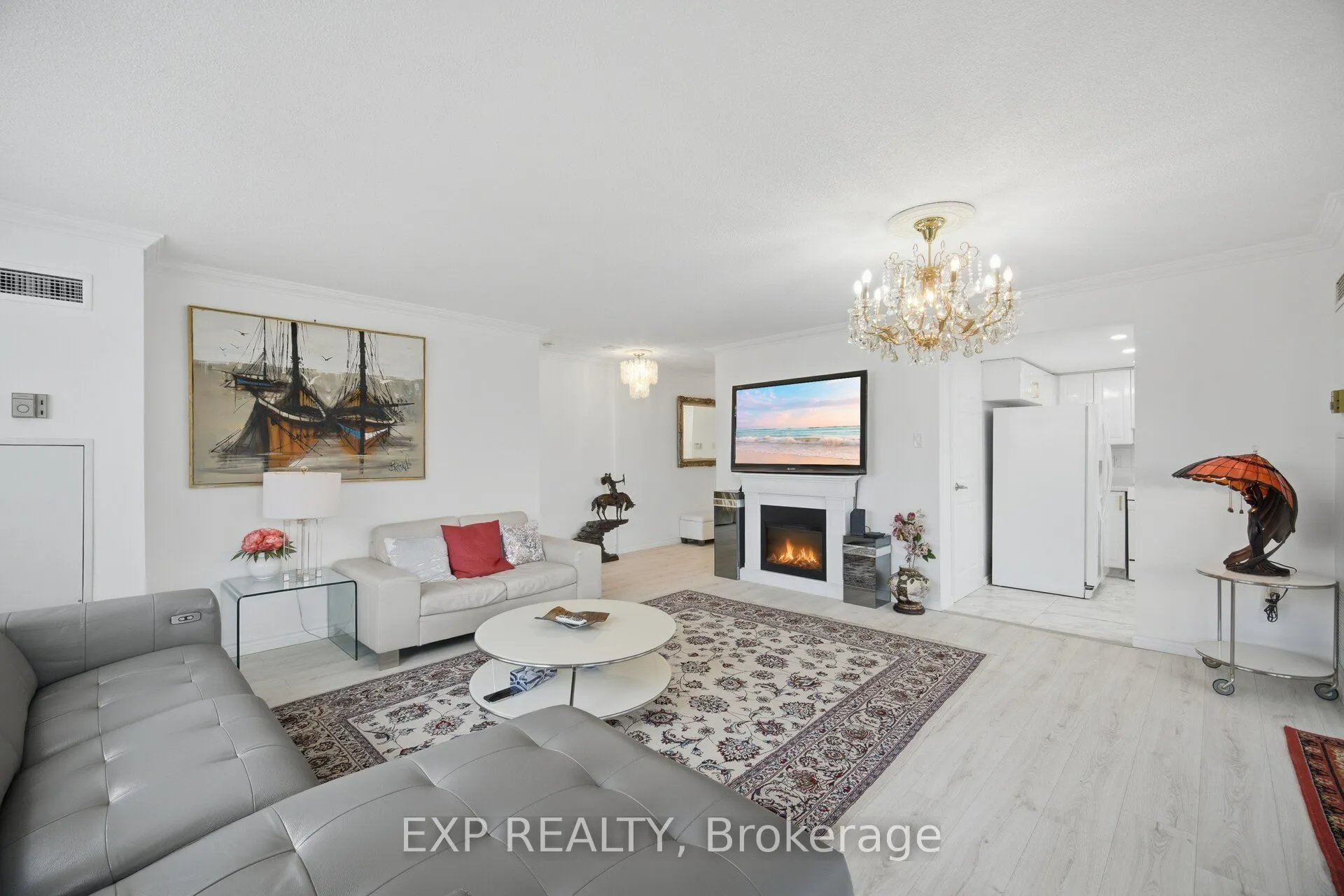 7440 Bathurst Street #410