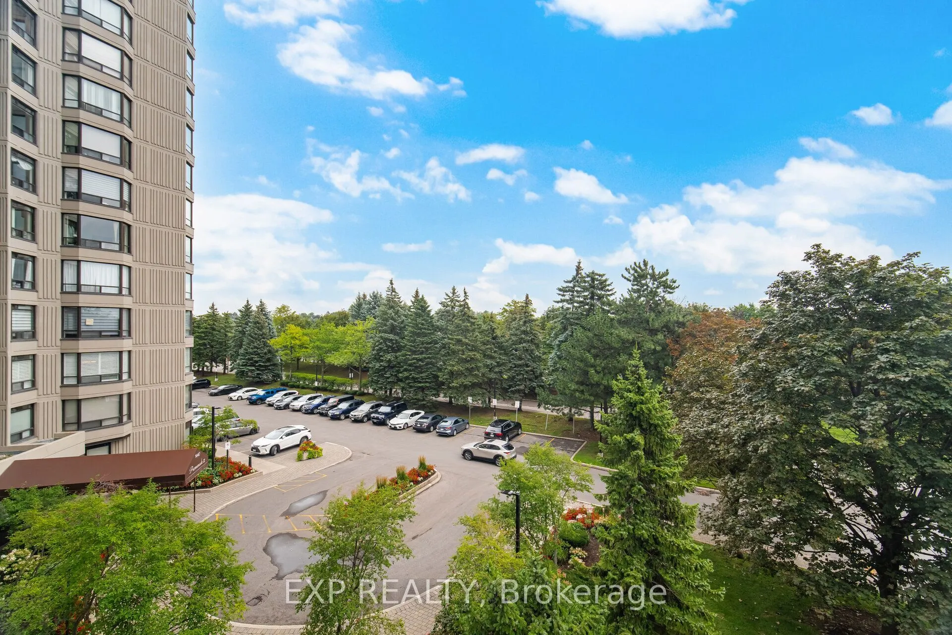 7440 Bathurst Street #410