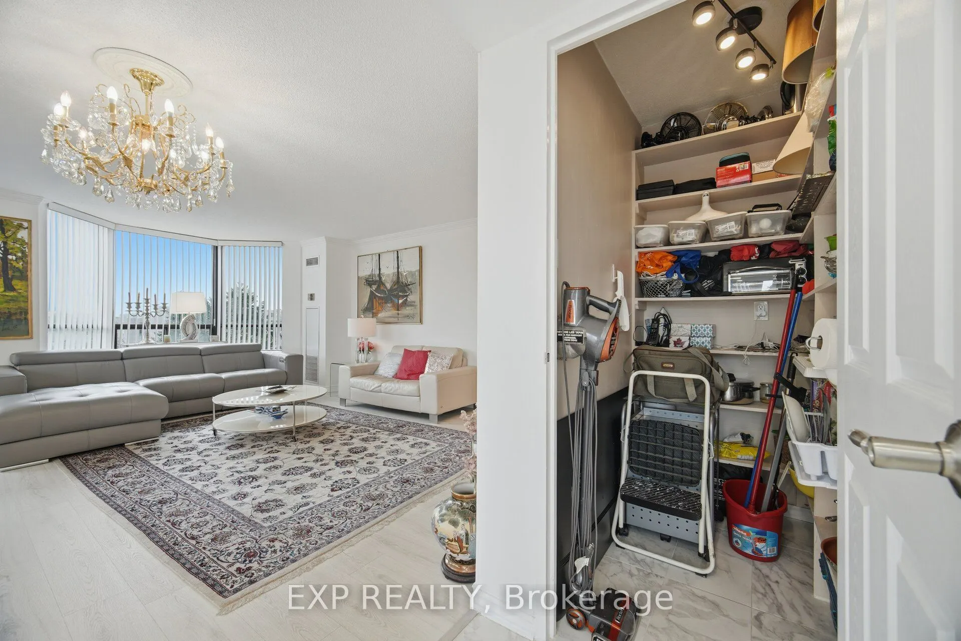 7440 Bathurst Street #410