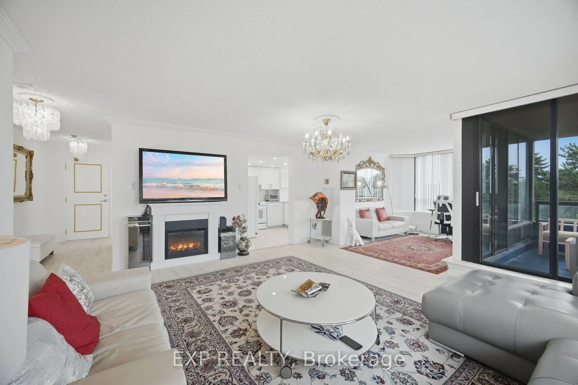 7440 Bathurst Street #410