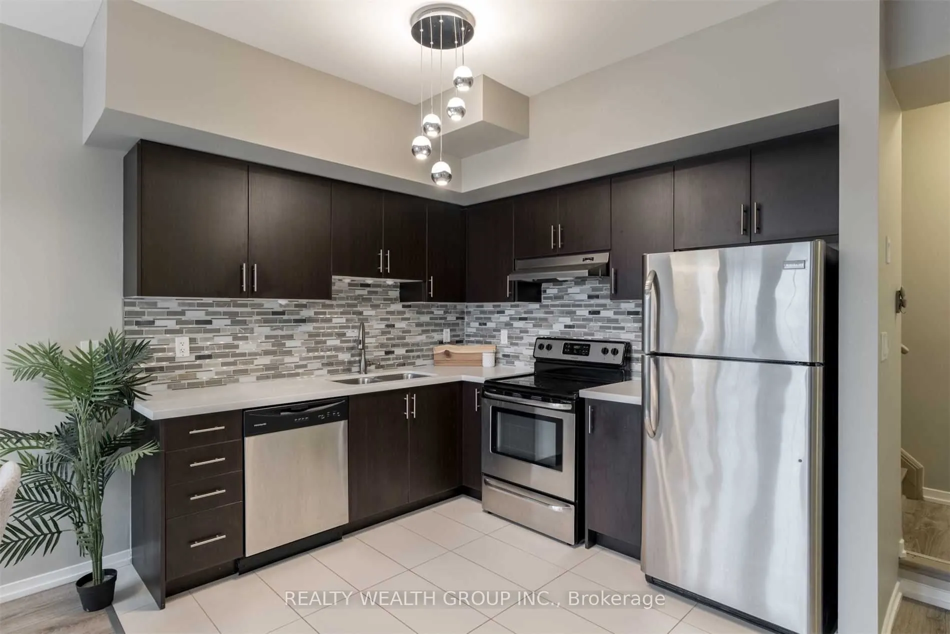 26 Bruce Street #12