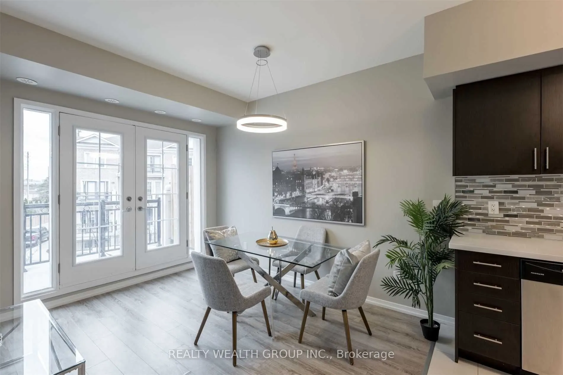 26 Bruce Street #12