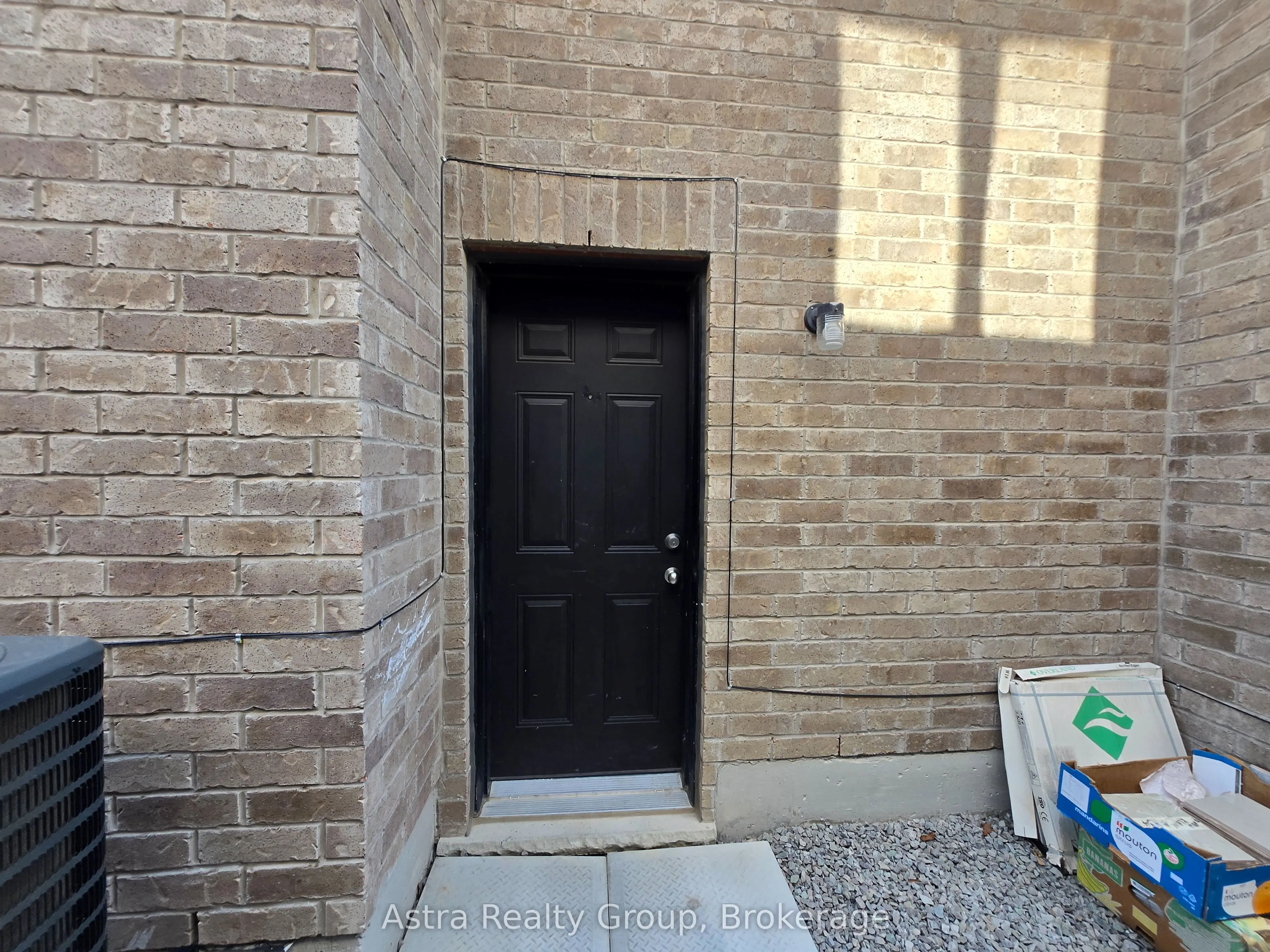 105 Coldwell Bay Circle