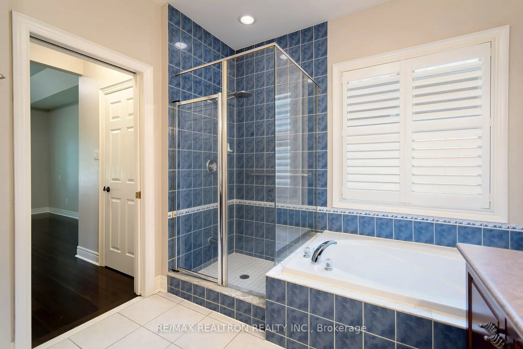 14 Hagen Hollow
