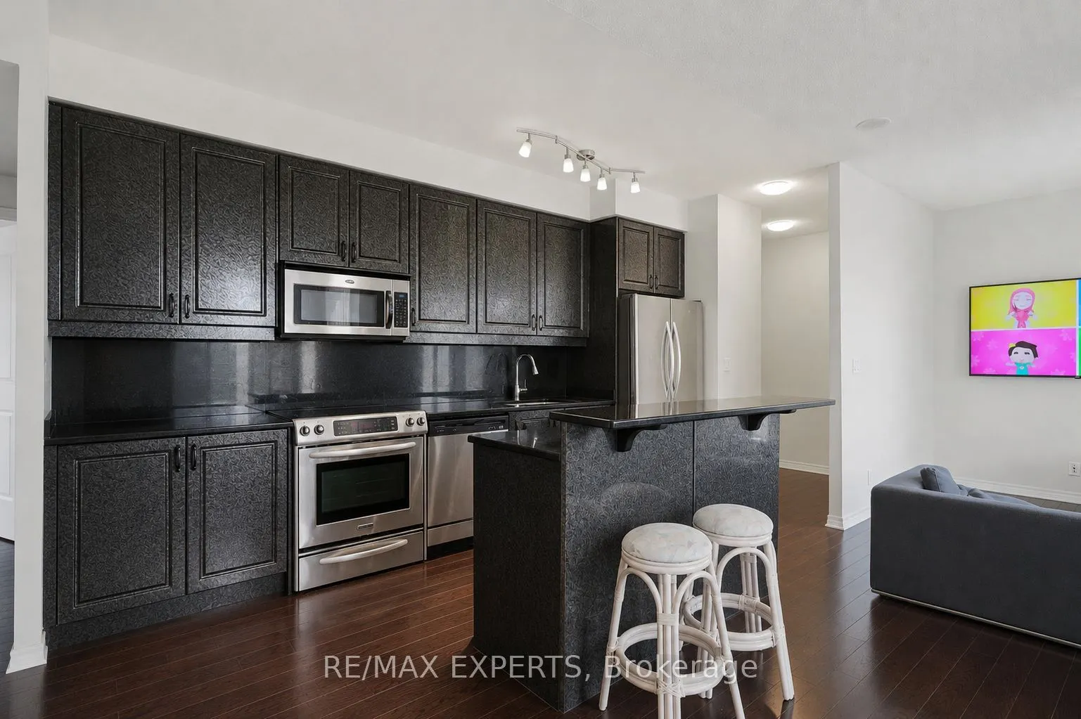 9225 Jane Street #614