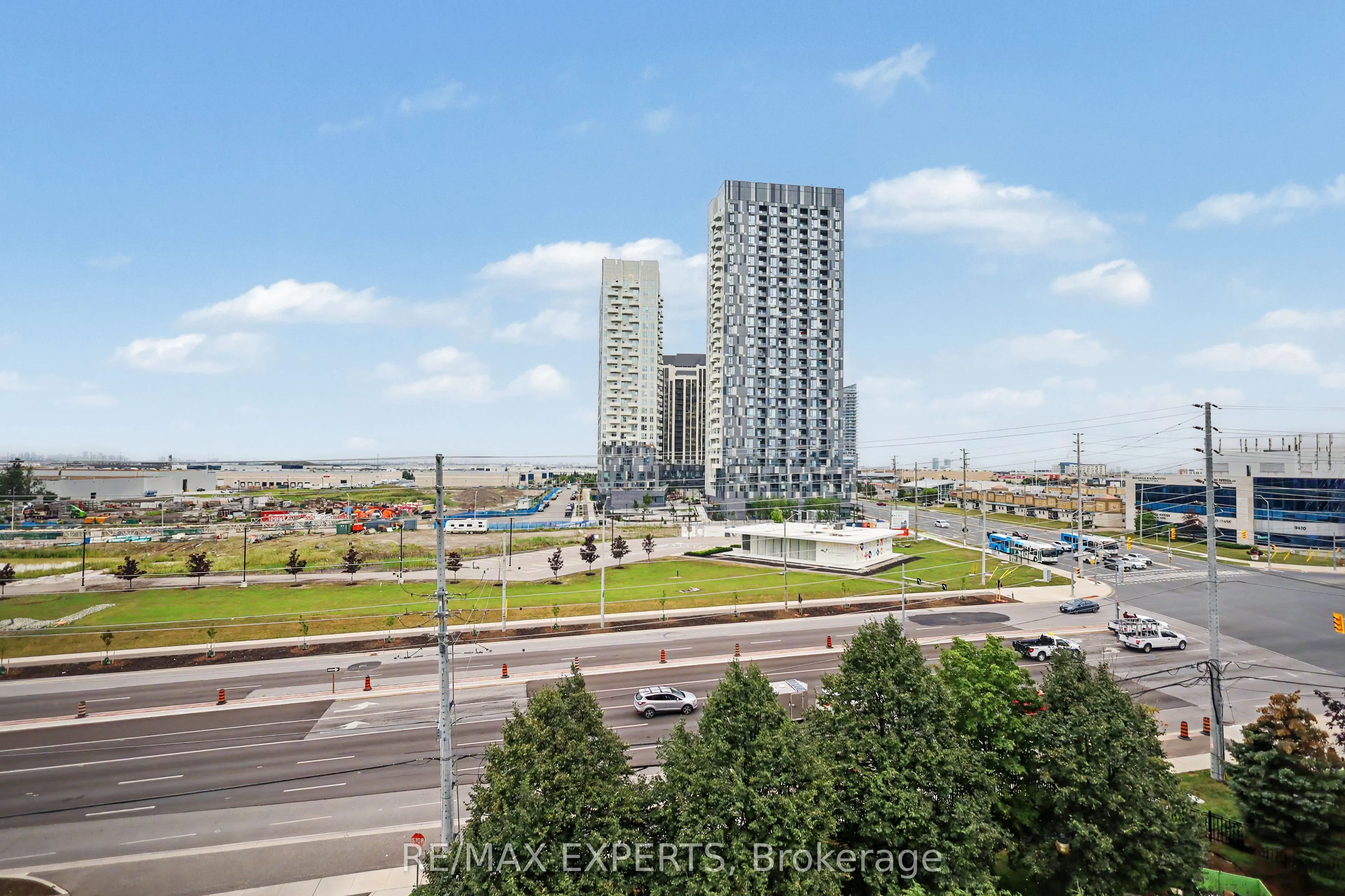 9225 Jane Street #614