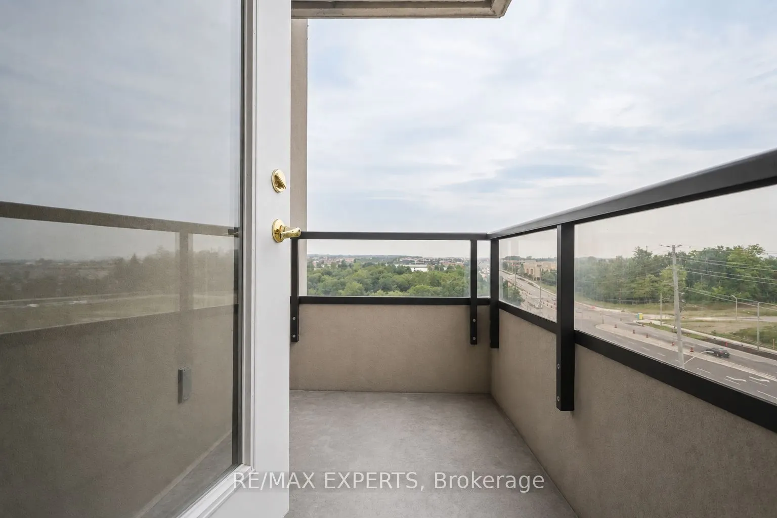 9225 Jane Street #614