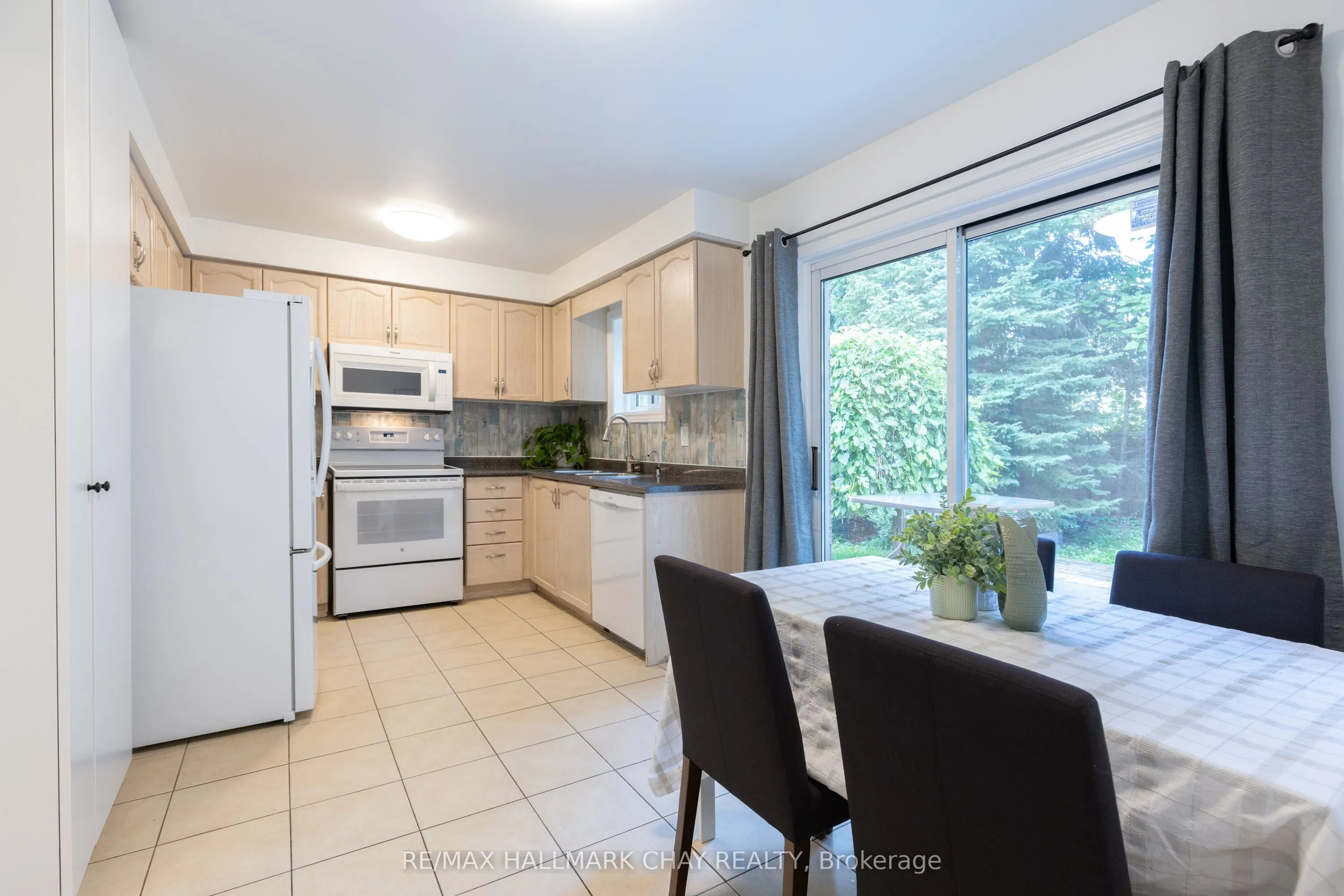 11 Dugdale Avenue