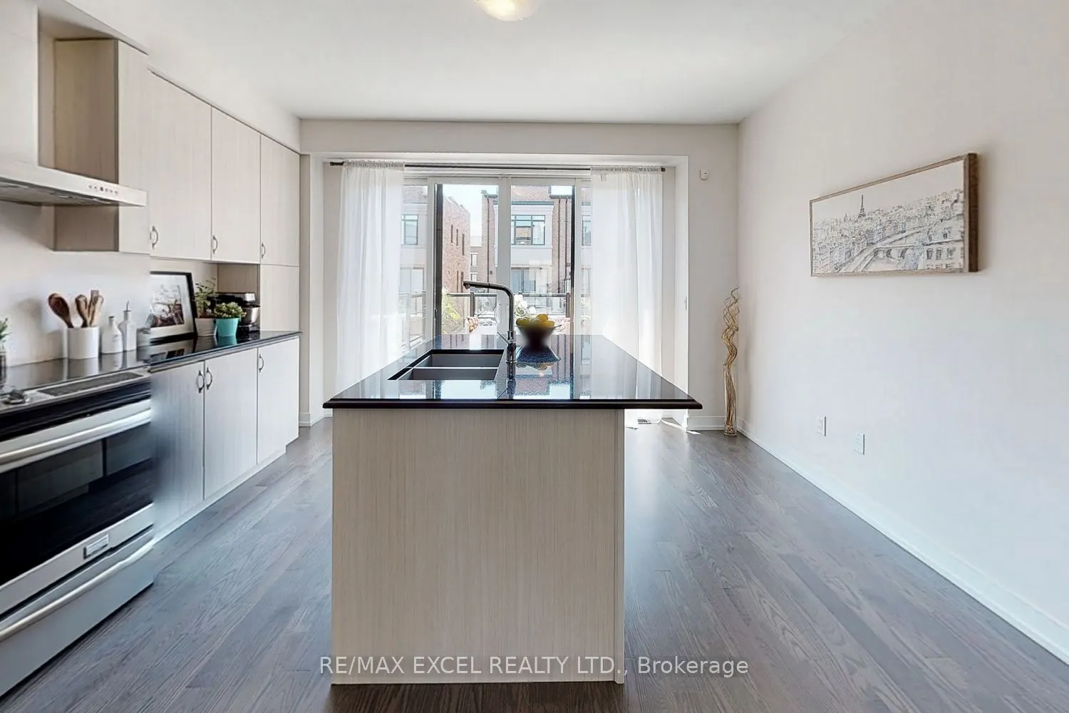 46 Troon Avenue