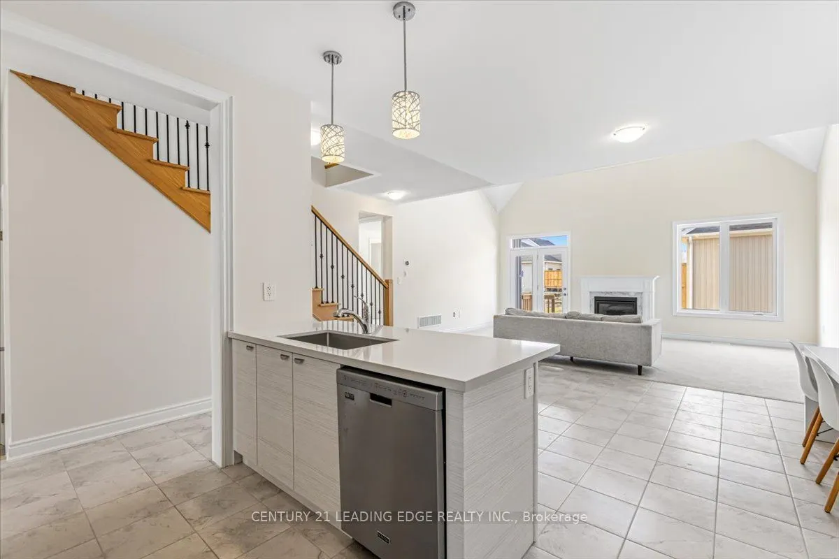 38 PALMIRA Drive