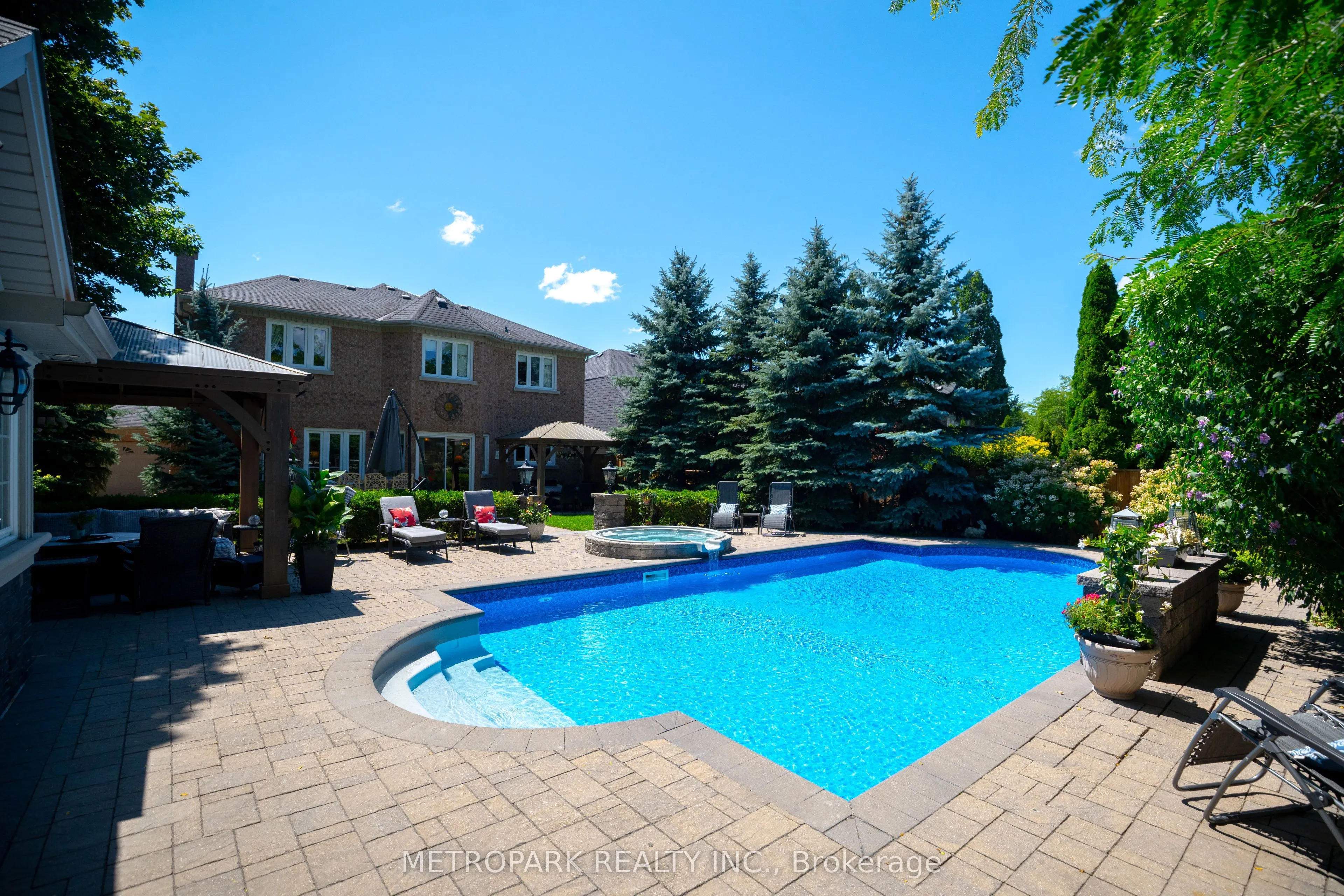 56 Bindertwine Boulevard