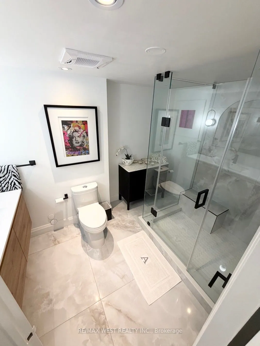 7 Townsgate Drive #1408