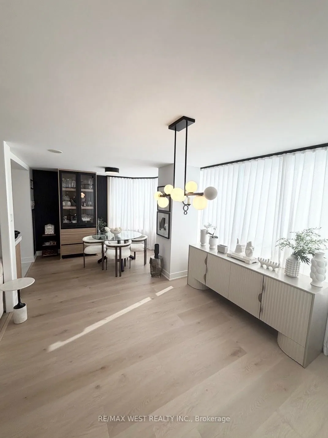 7 Townsgate Drive #1408