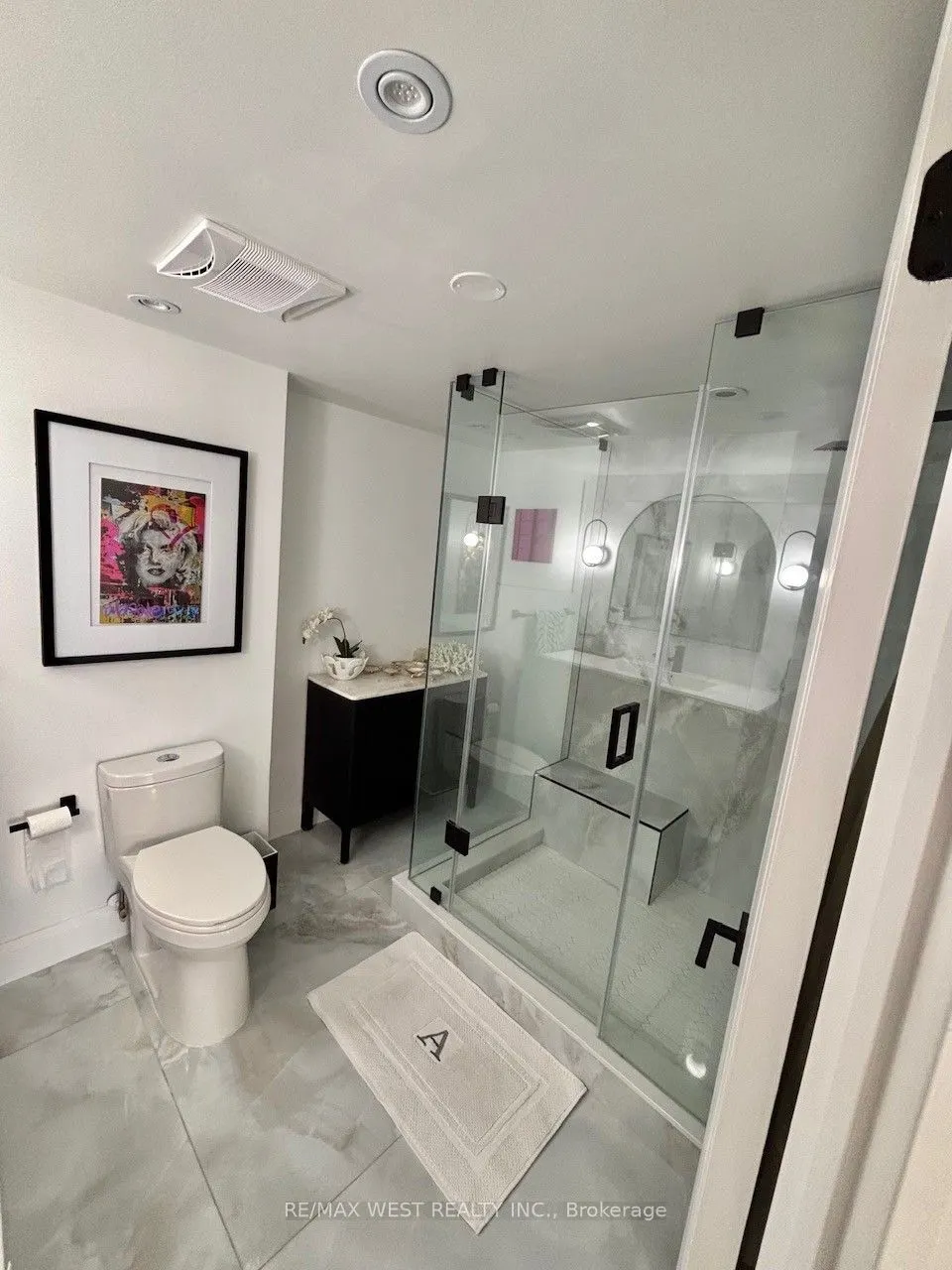 7 Townsgate Drive #1408