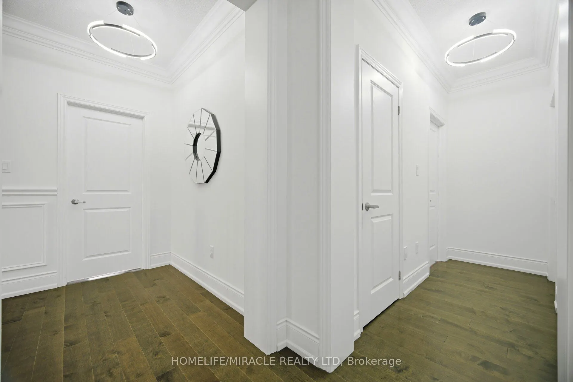 642 Barons Street