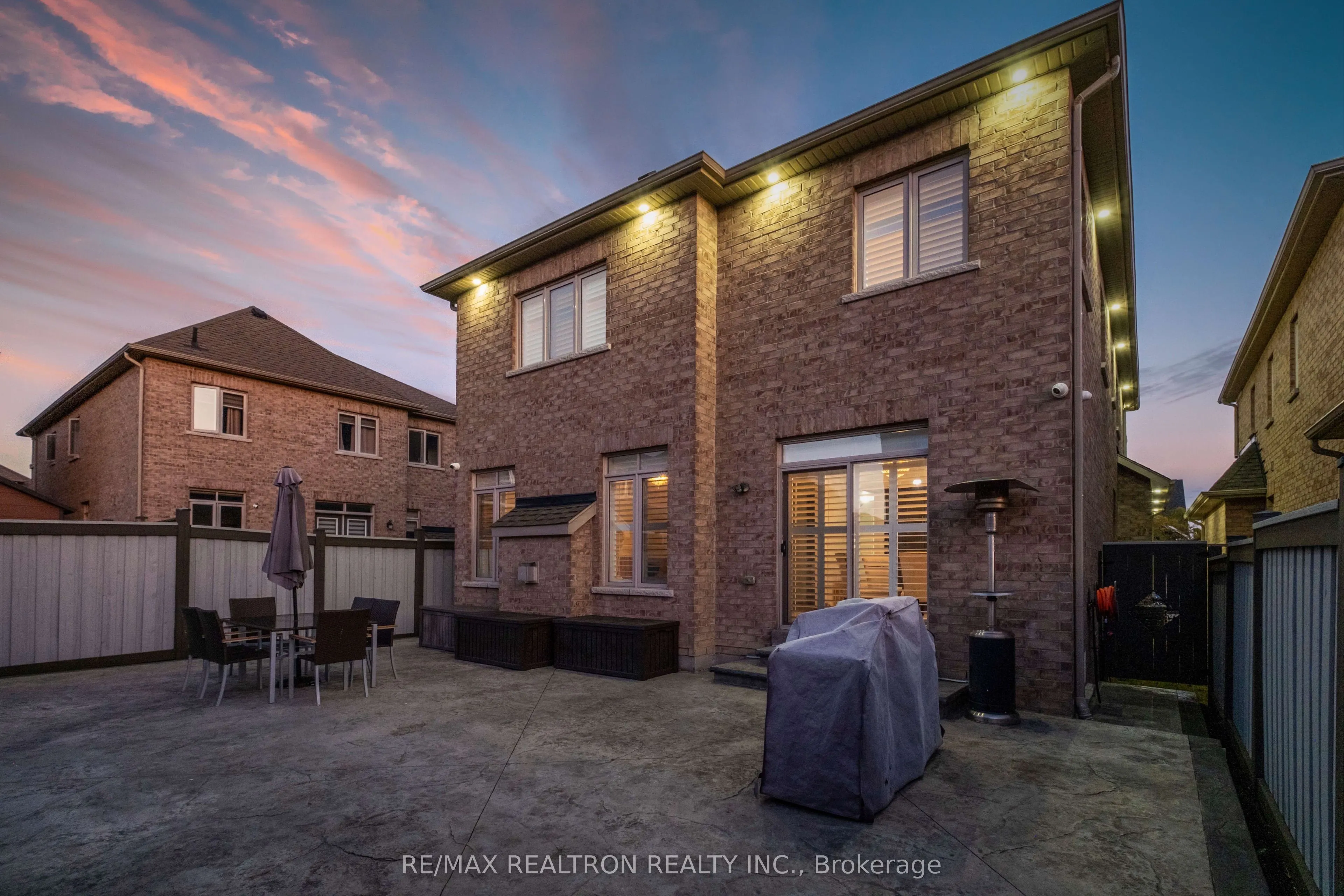 91 Cayton Crescent