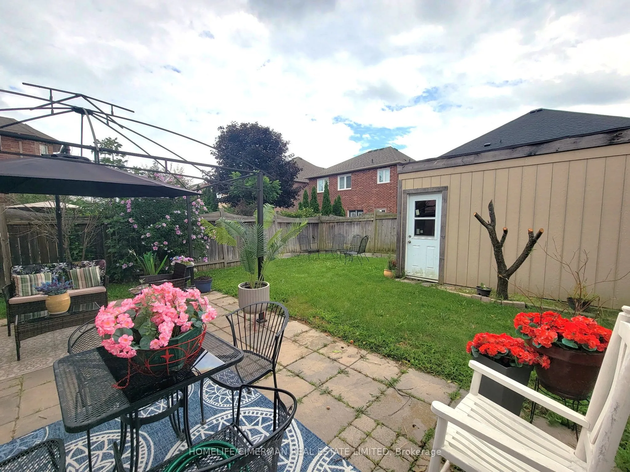 256 Mcbride Crescent