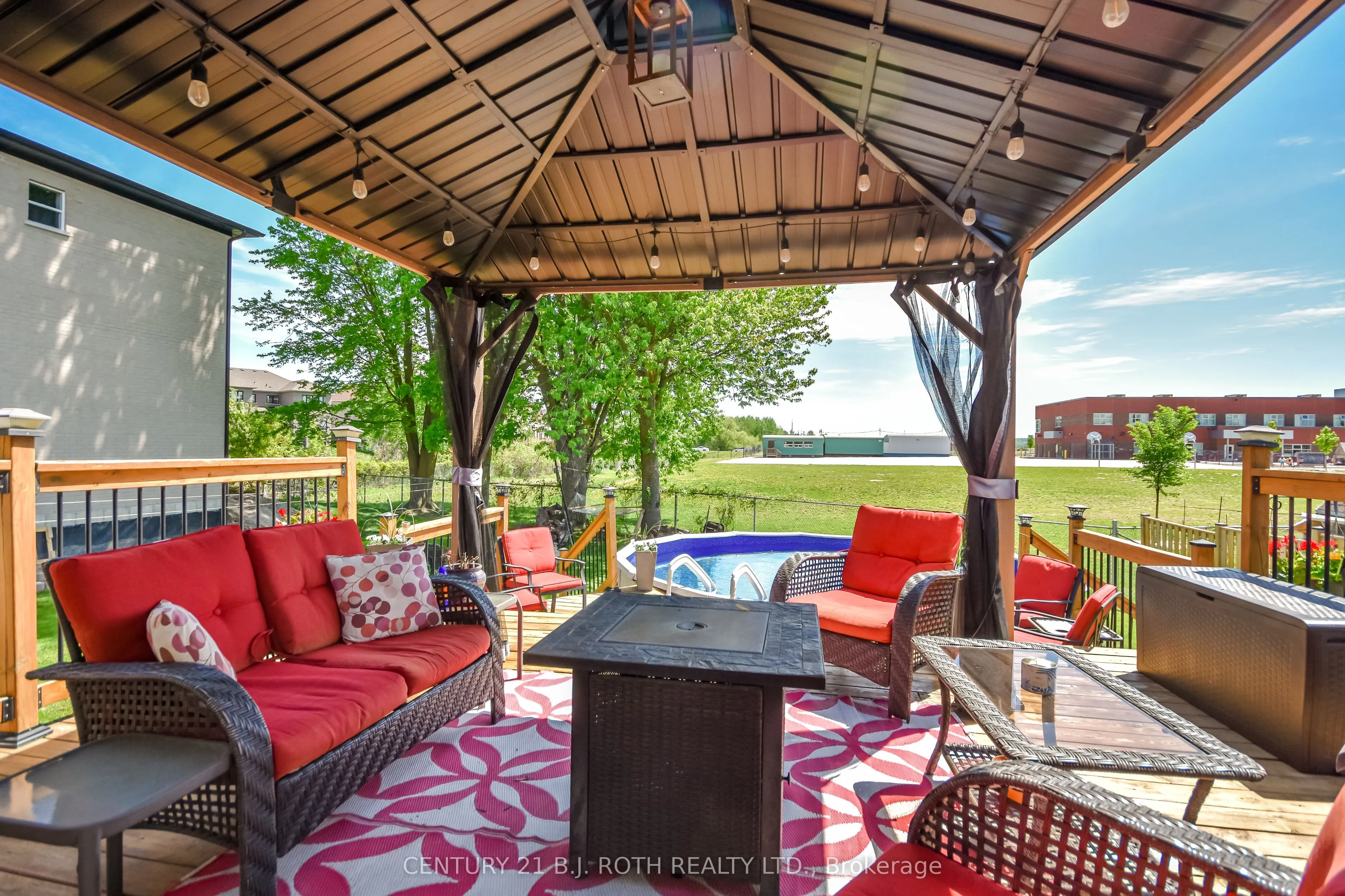 671 Simcoe Road