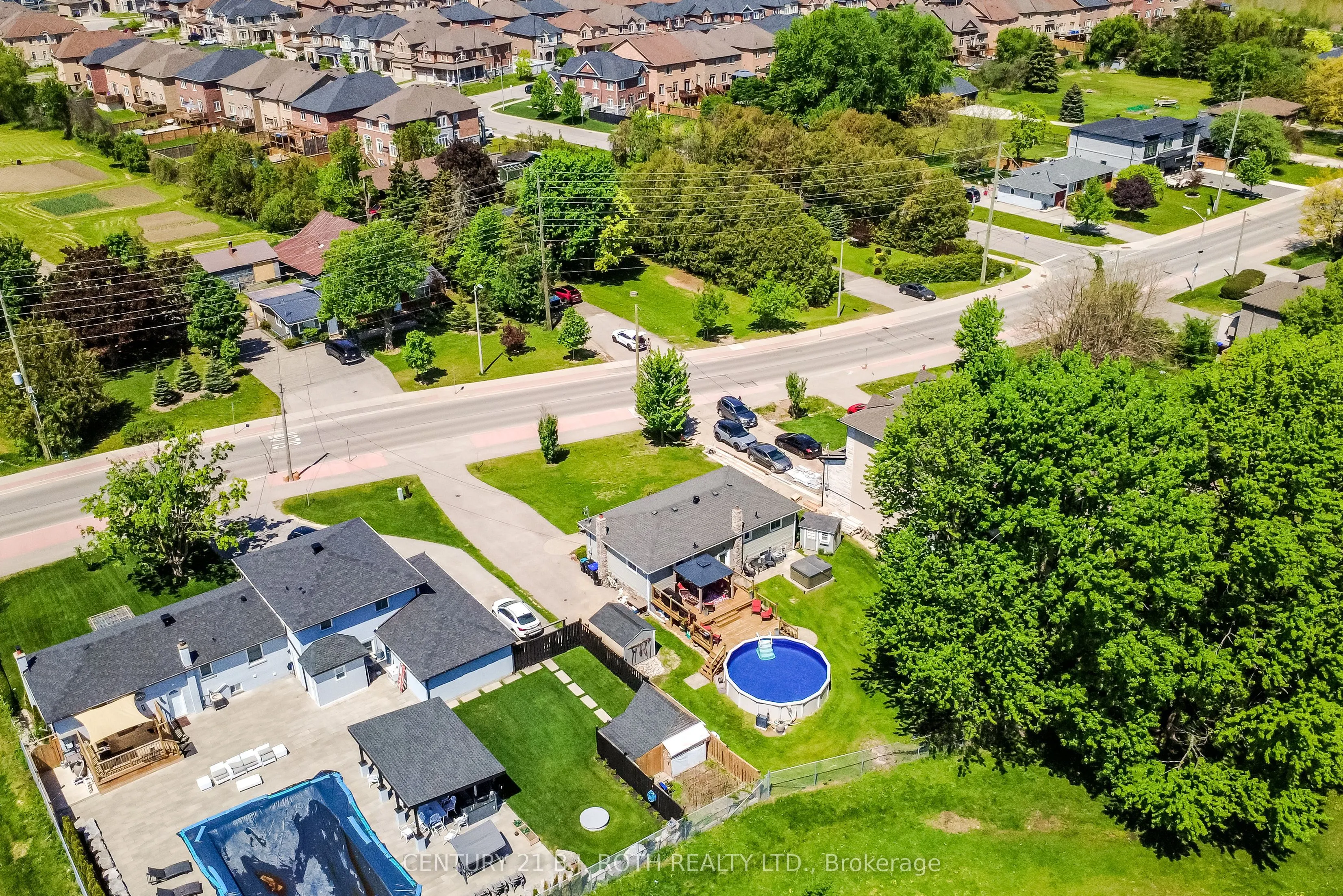 671 Simcoe Road