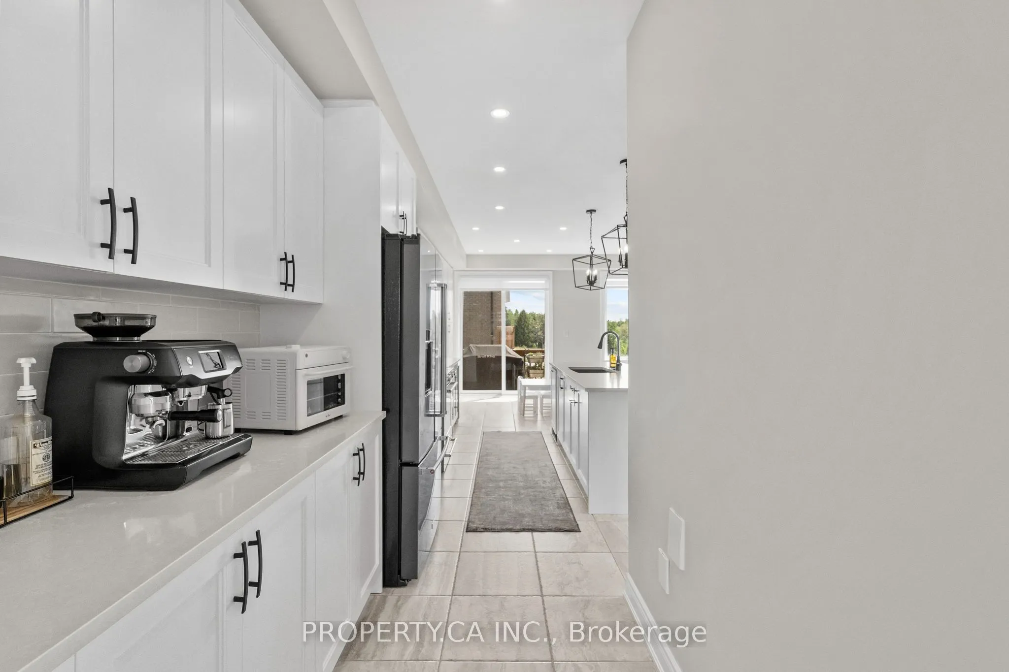 556 New England Court