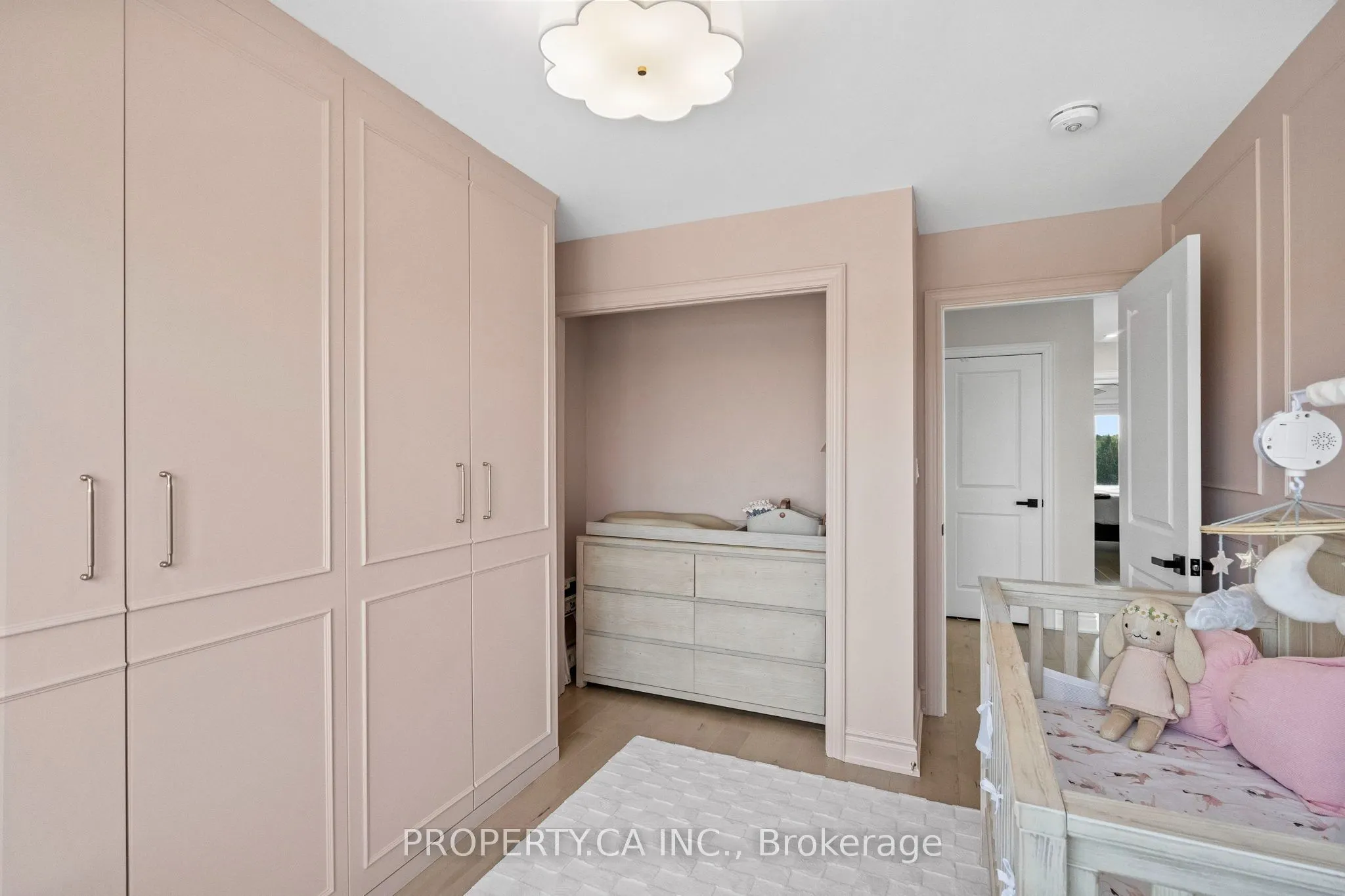 556 New England Court