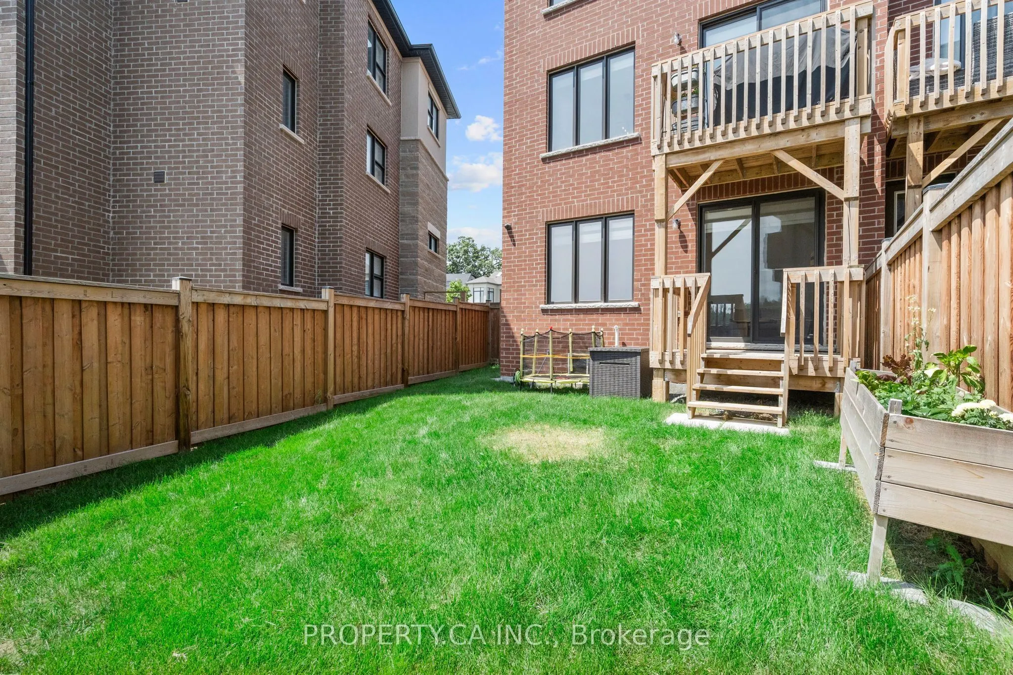 556 New England Court