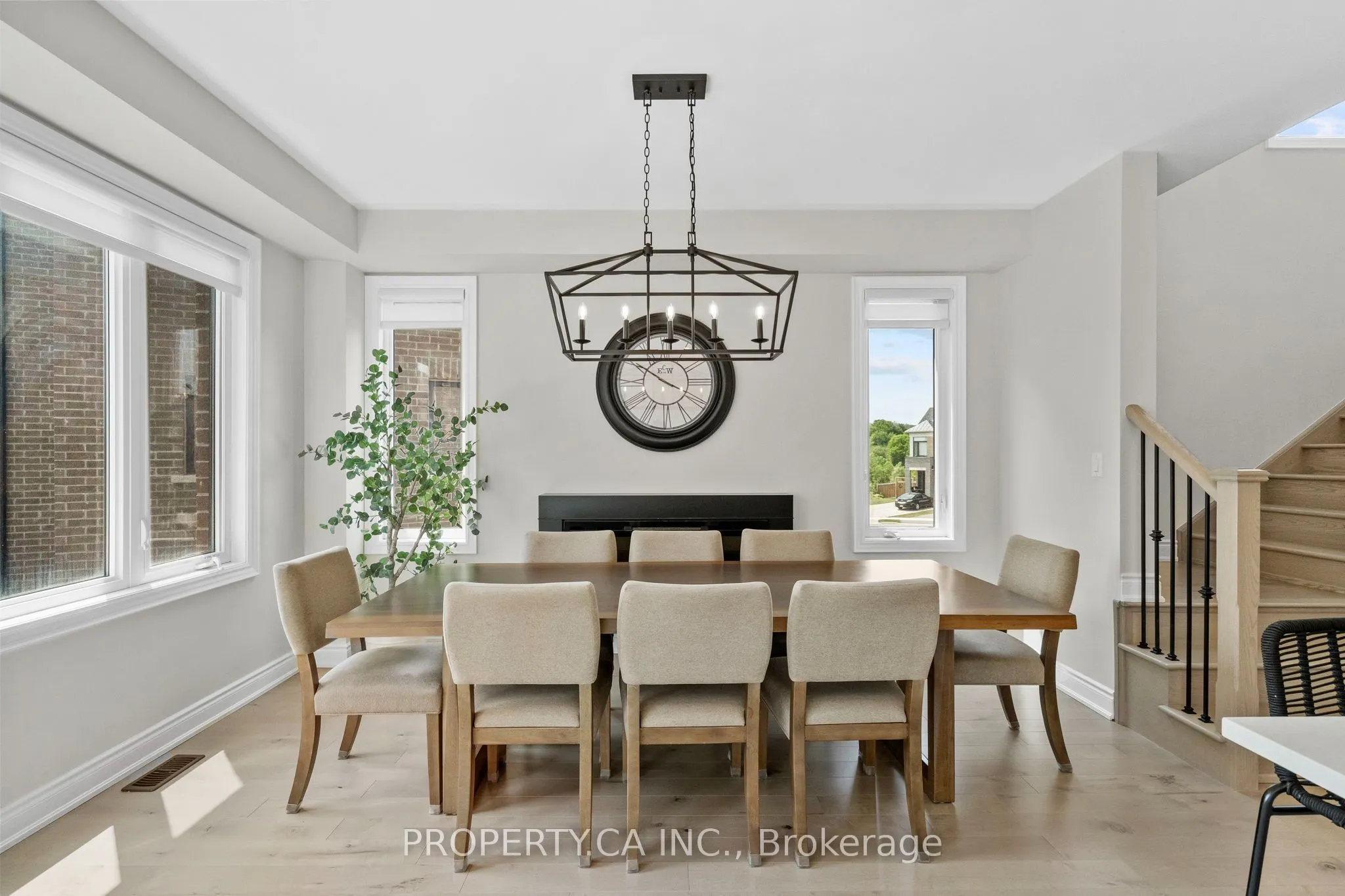 556 New England Court