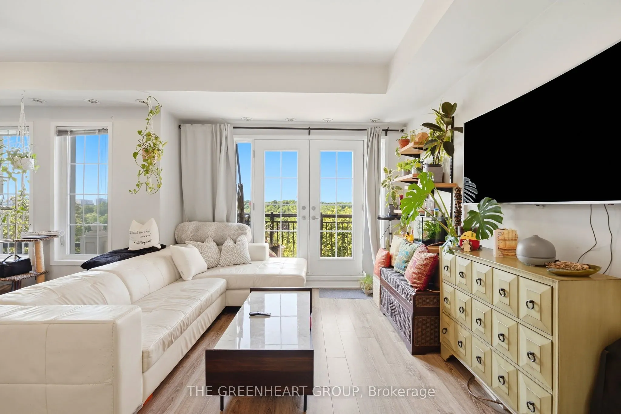 26 Bruce Street #C28
