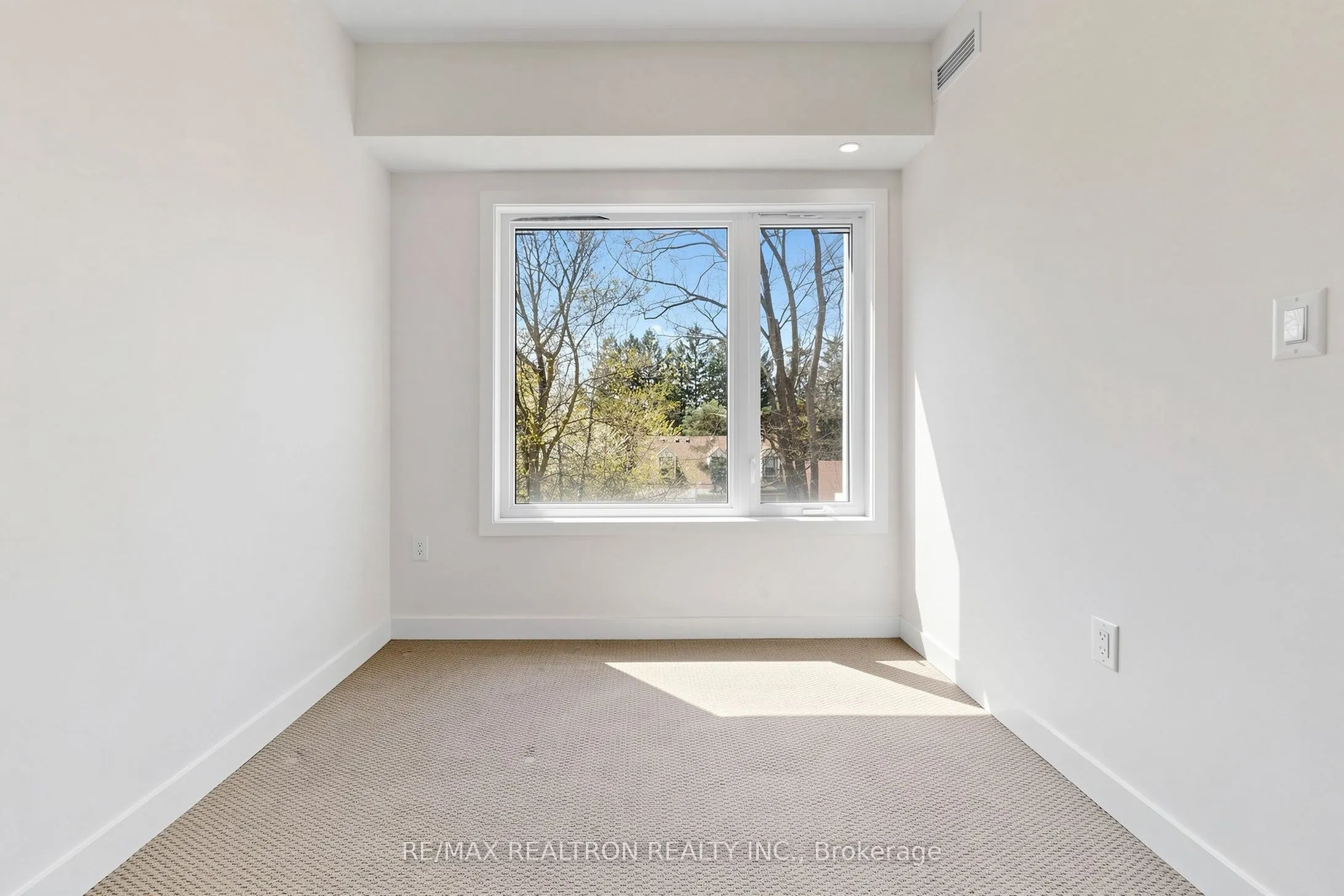 60 Elizabeth Street #3405