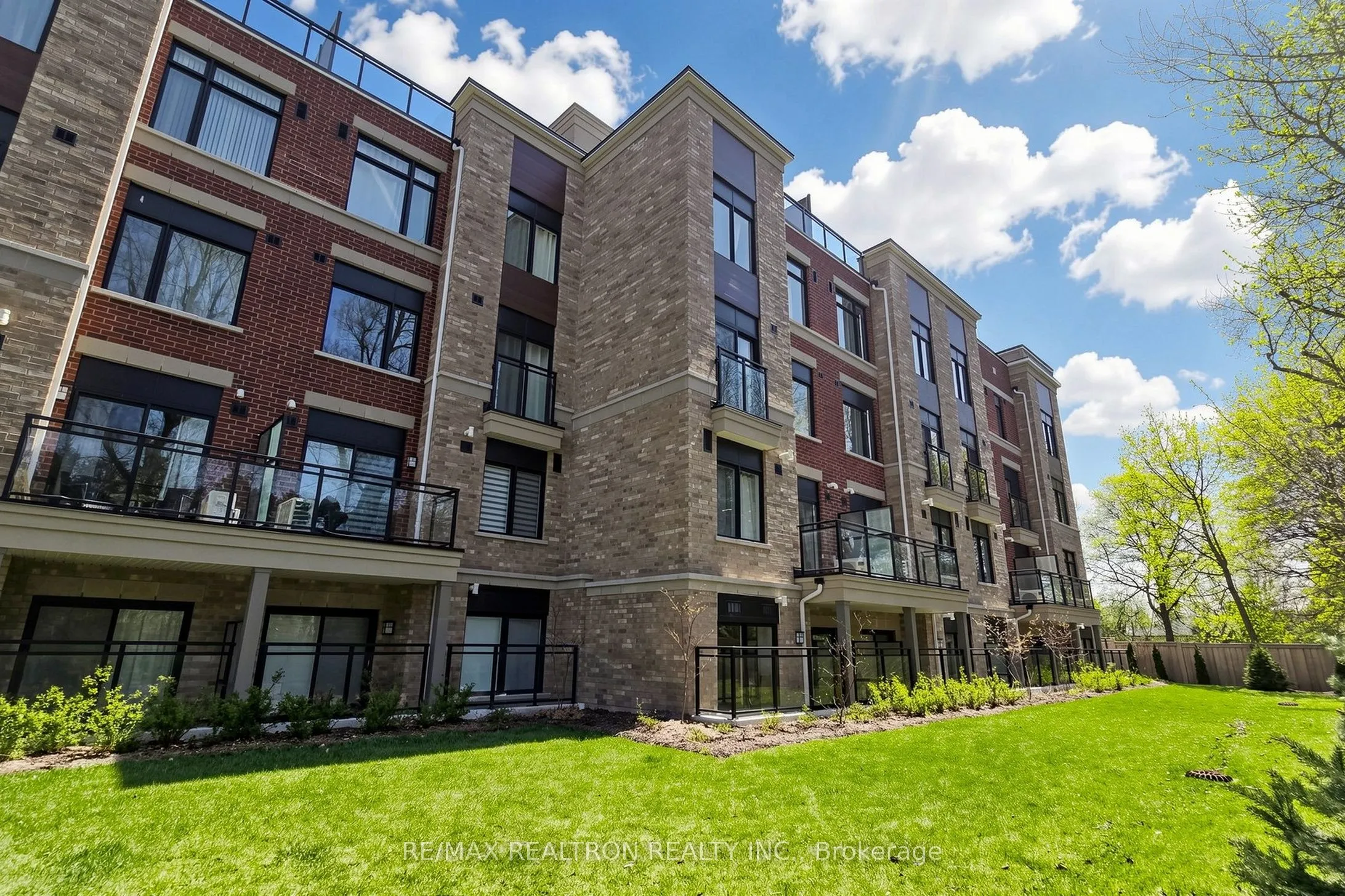 60 Elizabeth Street #3405