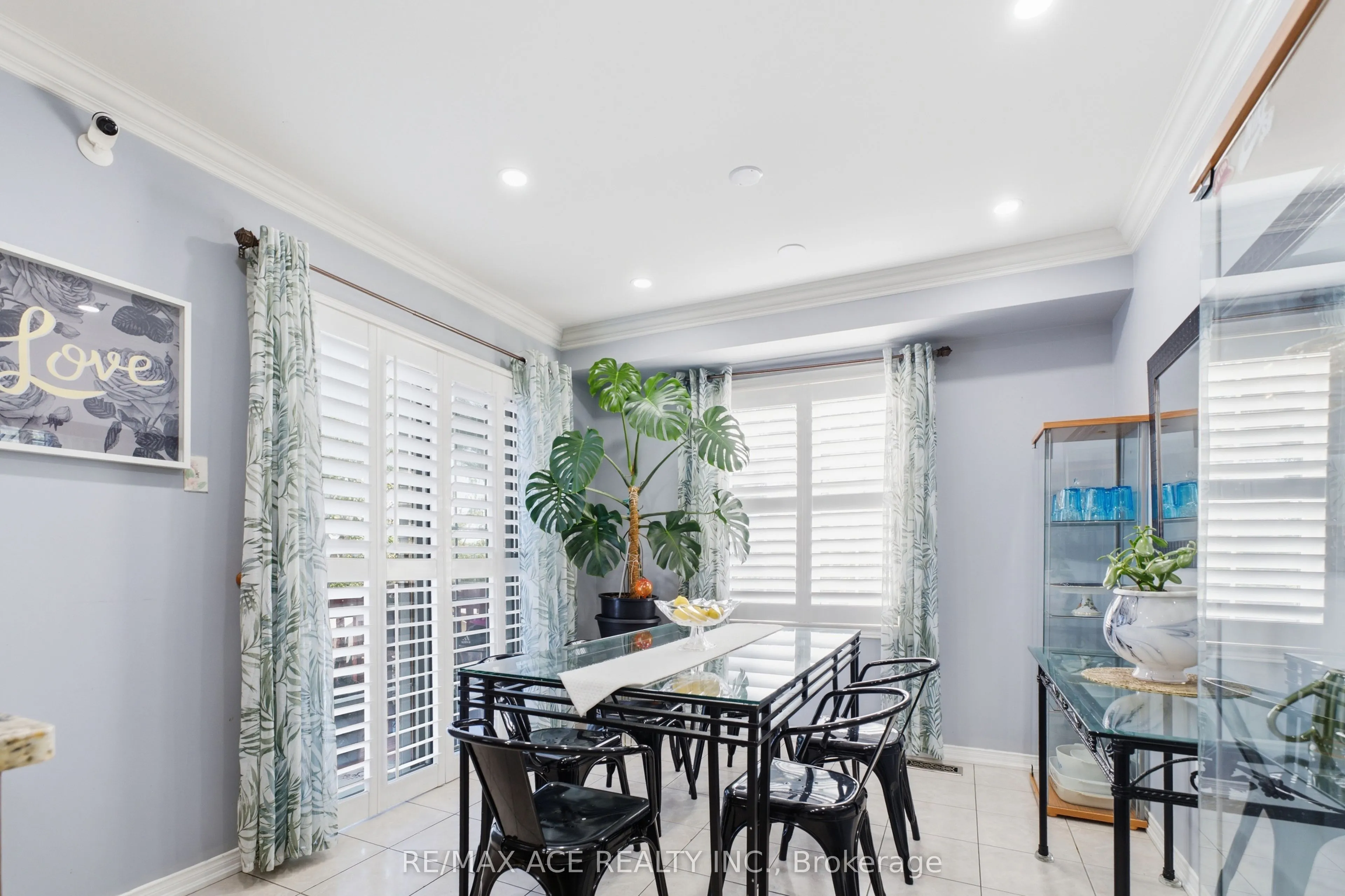 58 Andriana Crescent