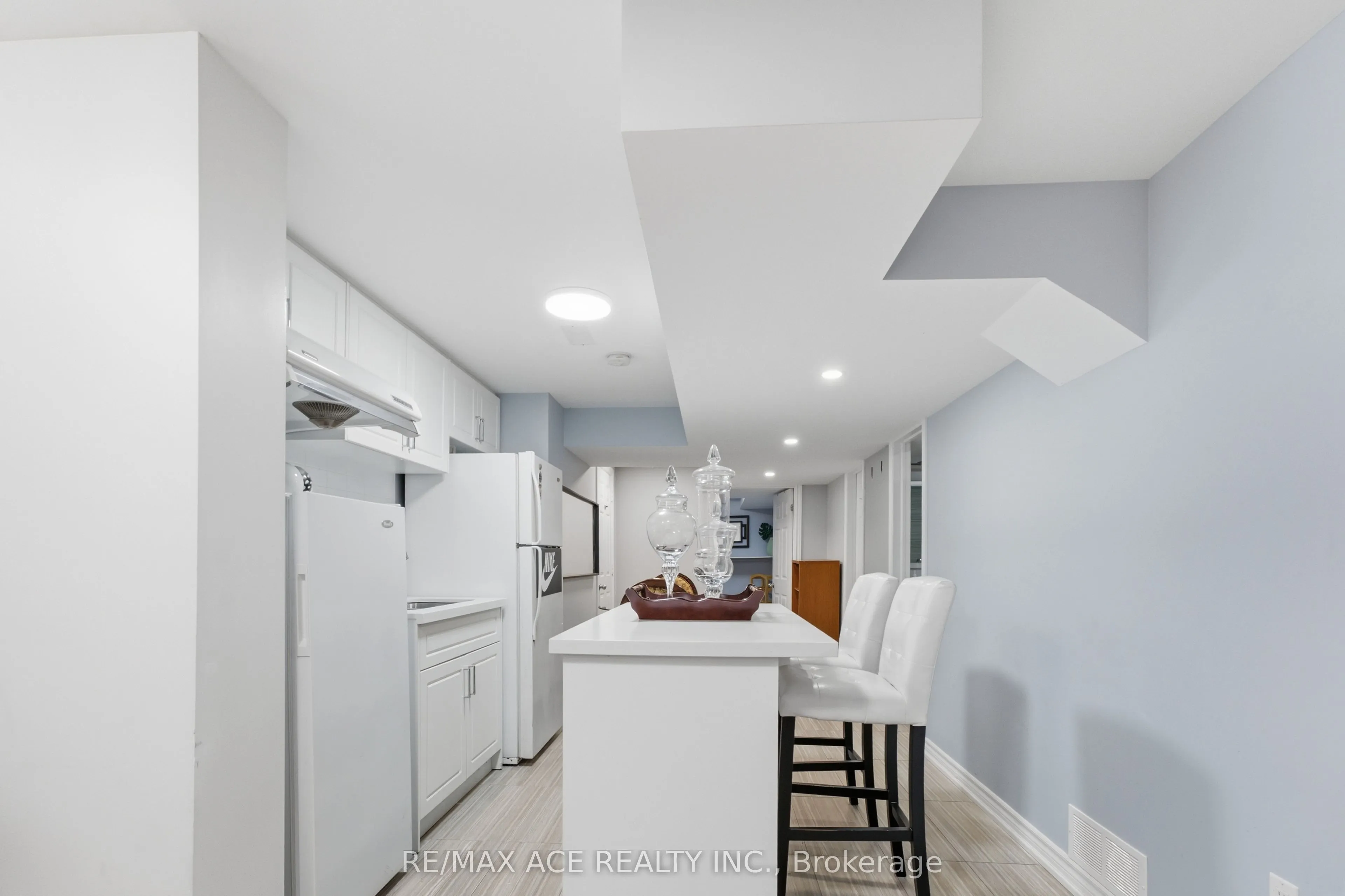 58 Andriana Crescent