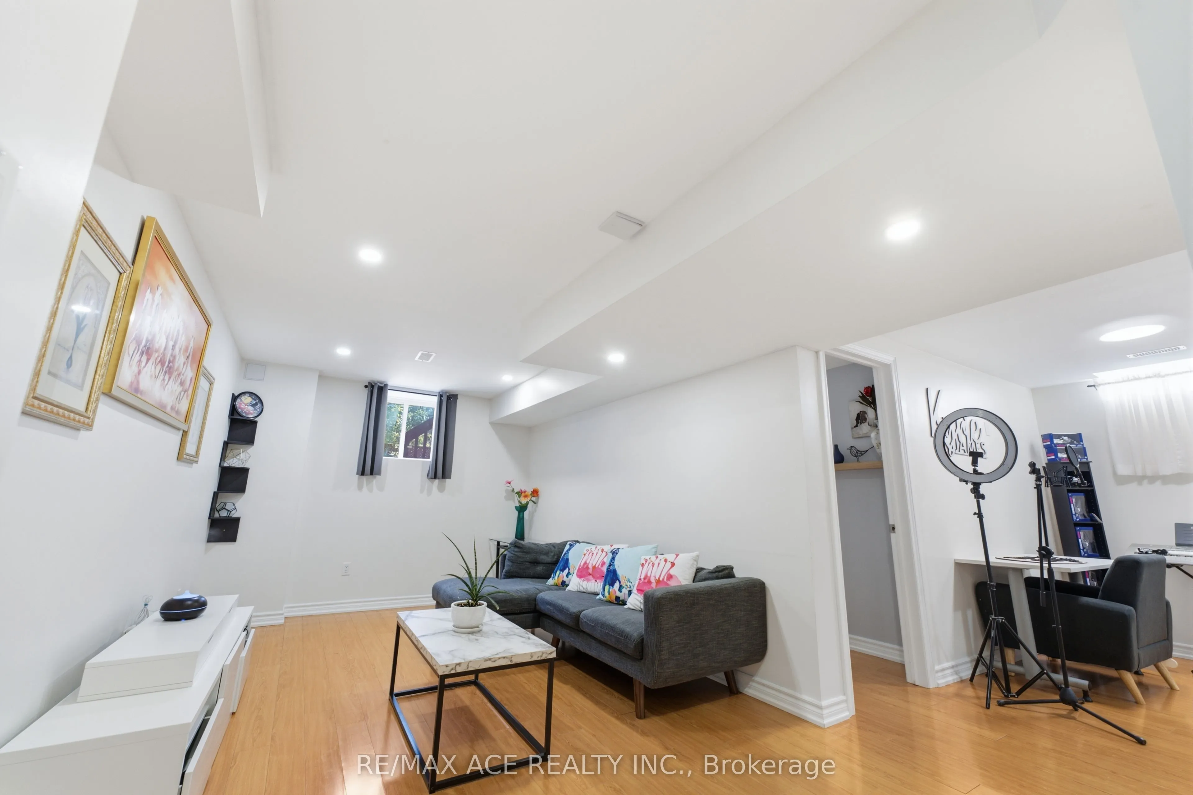 58 Andriana Crescent