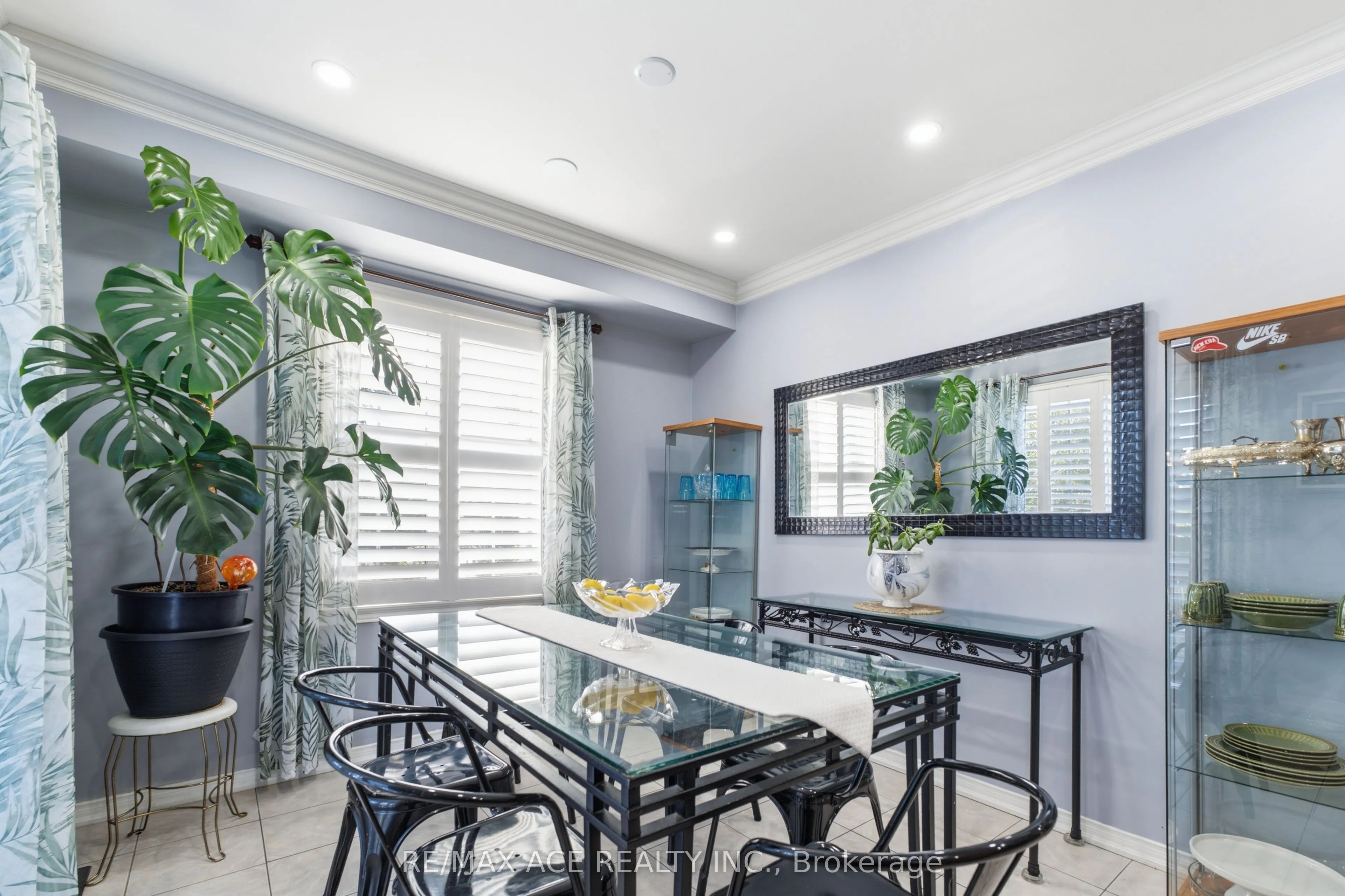 58 Andriana Crescent