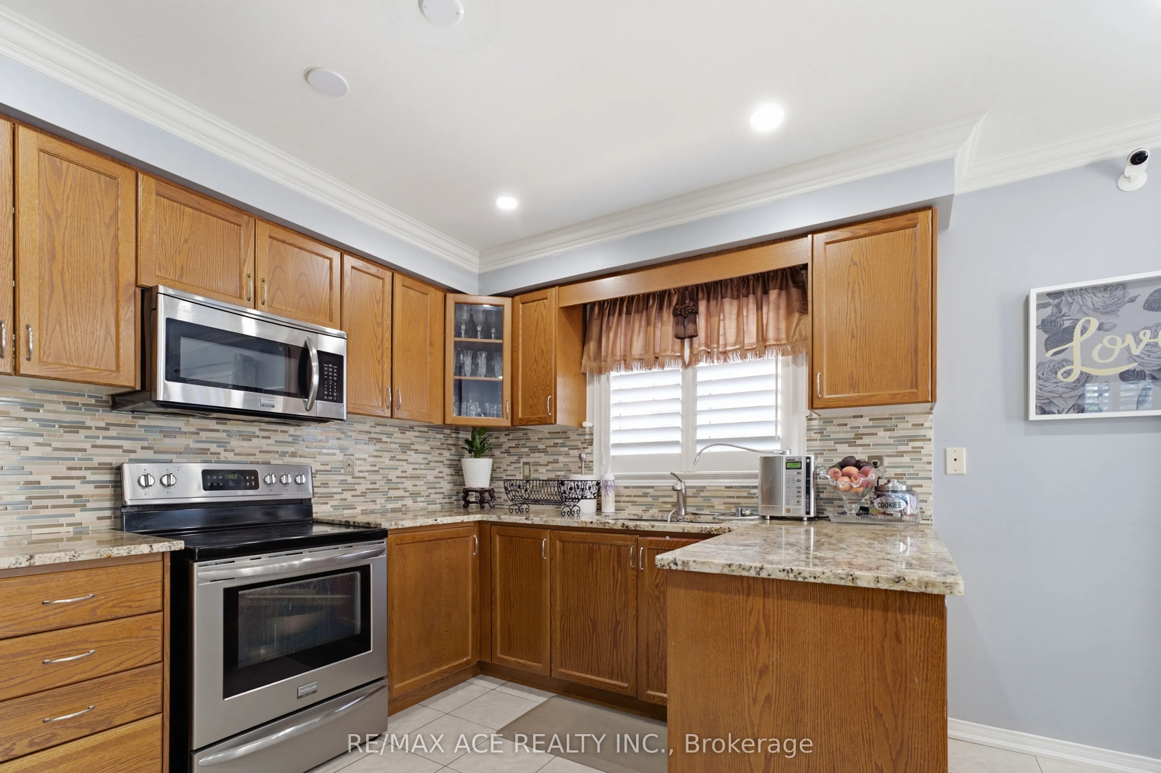 58 Andriana Crescent