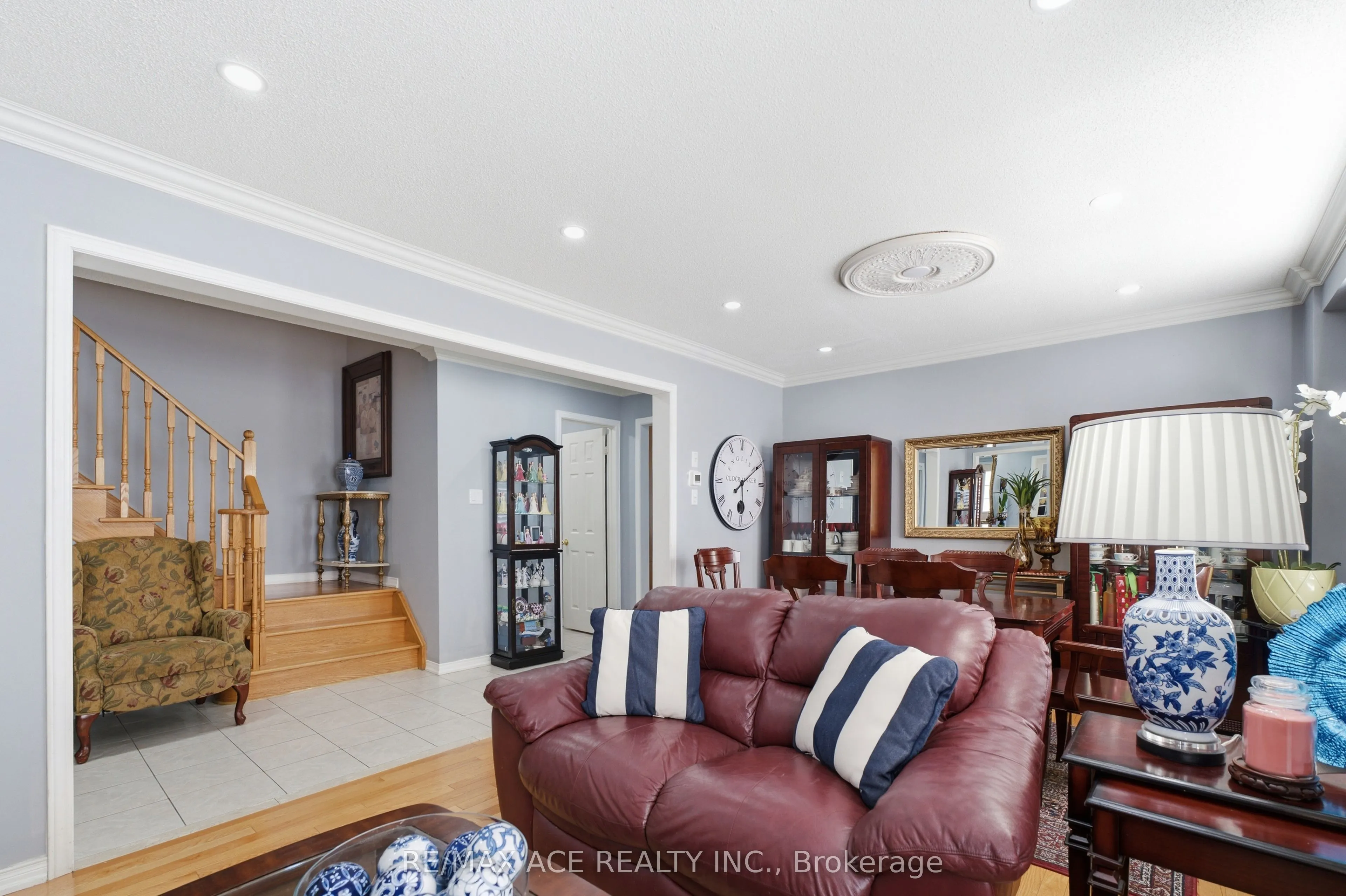 58 Andriana Crescent