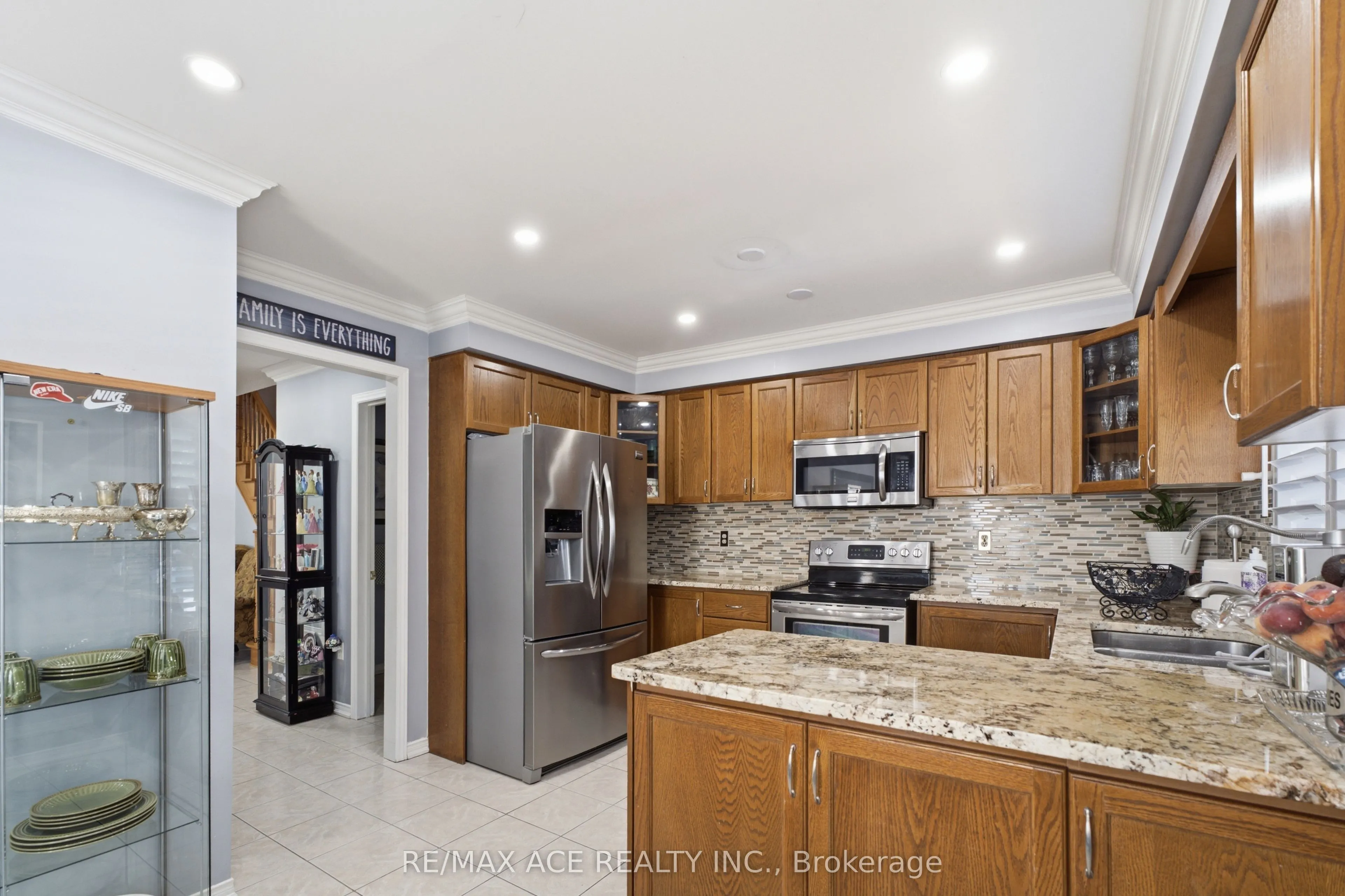 58 Andriana Crescent