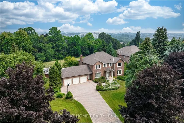 9 Glenridge Drive