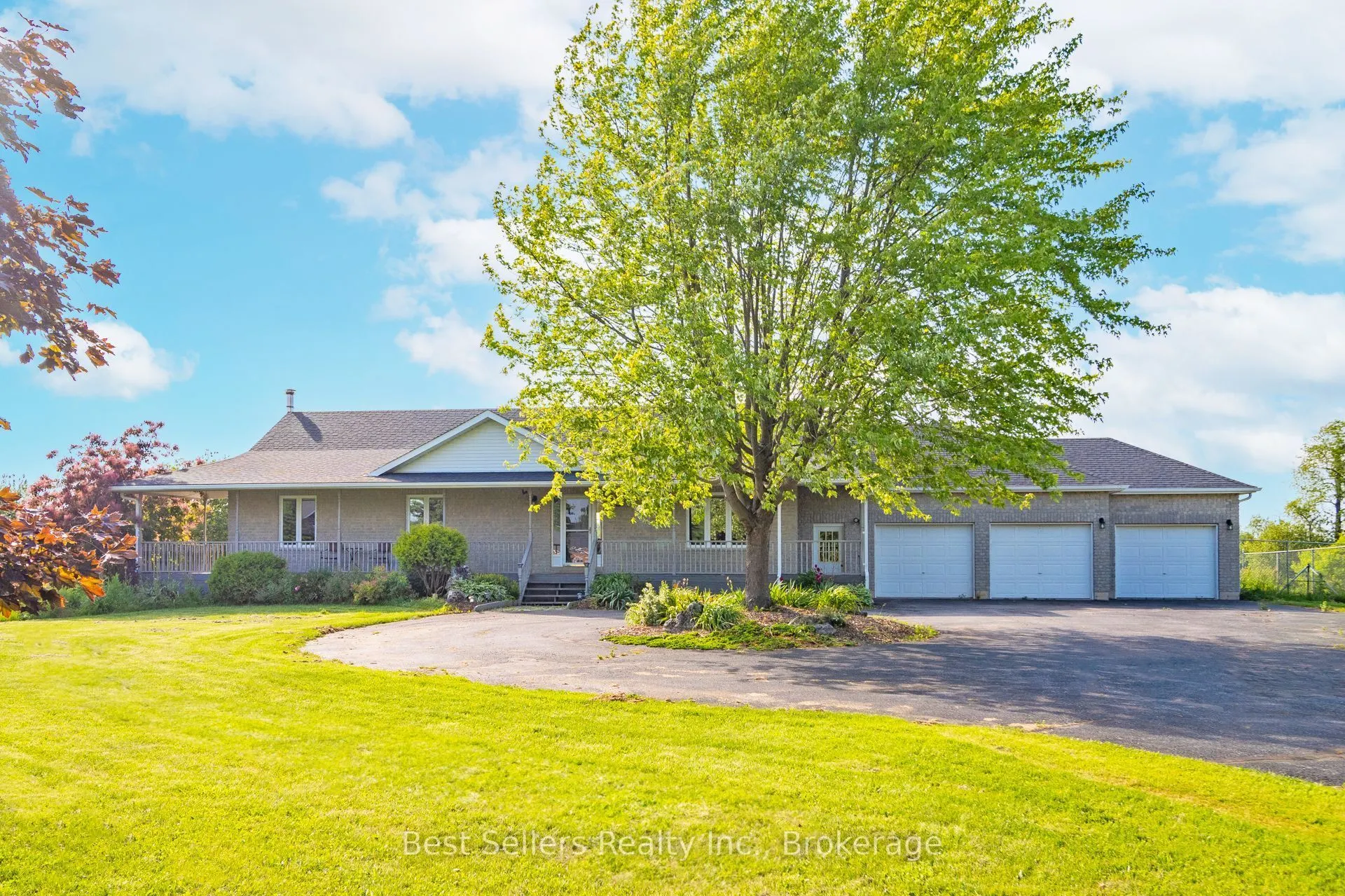 14 Pioneer Ridge Court
