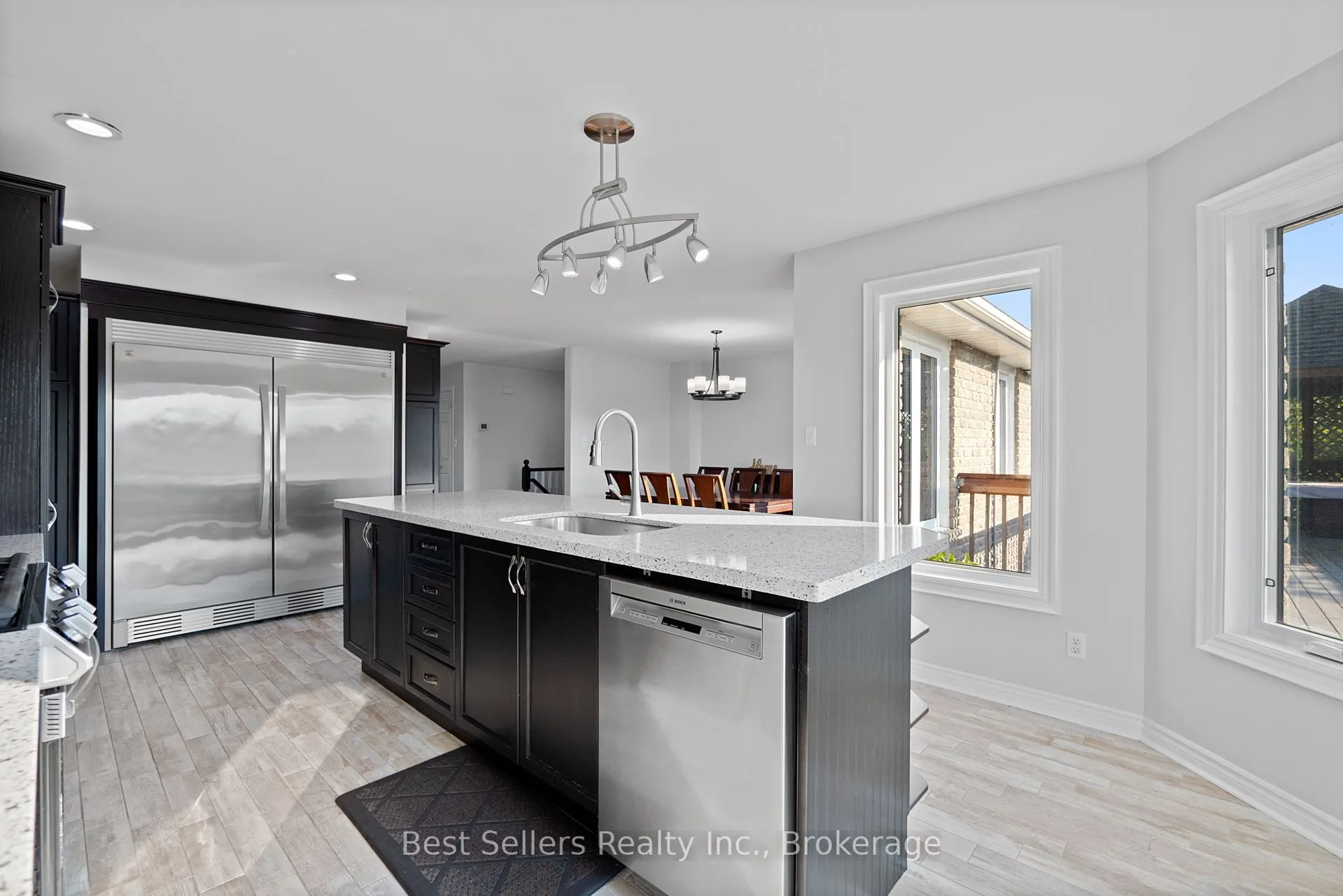 14 Pioneer Ridge Court