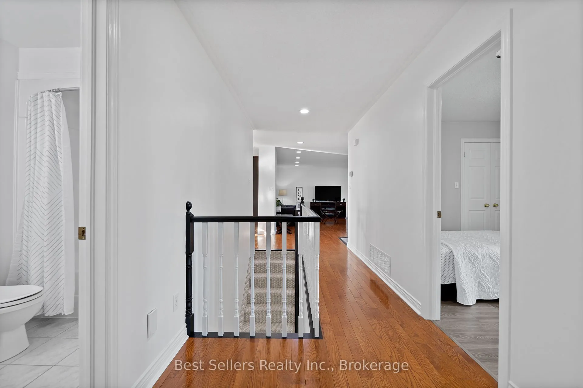 14 Pioneer Ridge Court