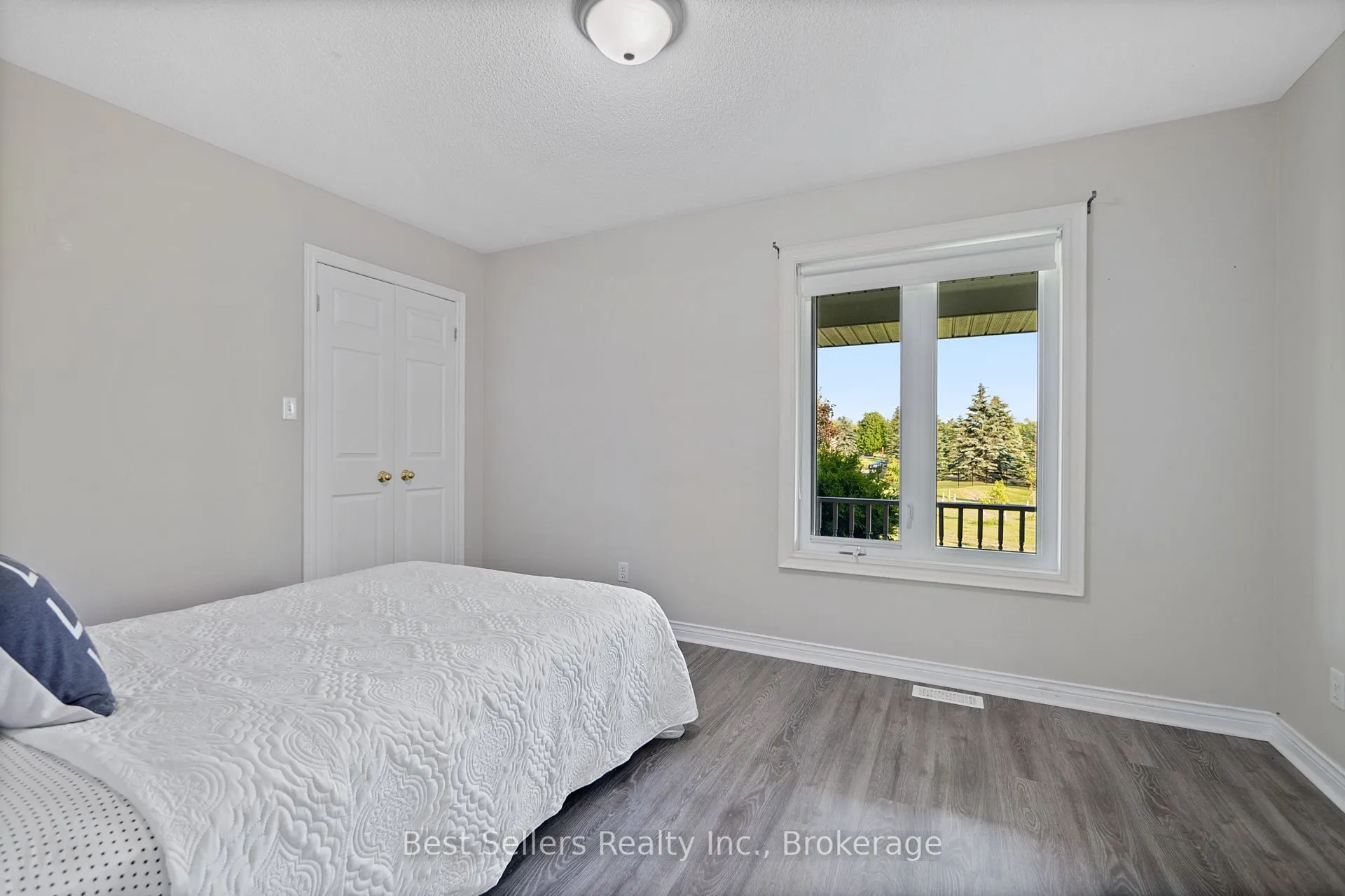 14 Pioneer Ridge Court
