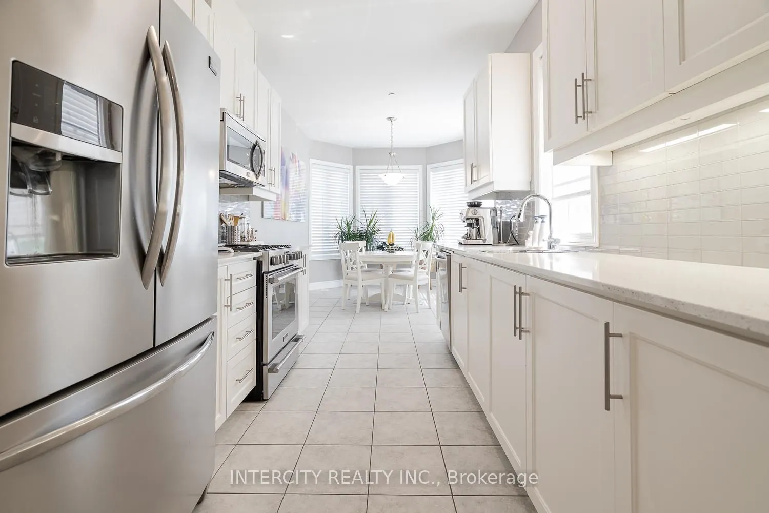 1331 Major Mackenzie Drive W #116