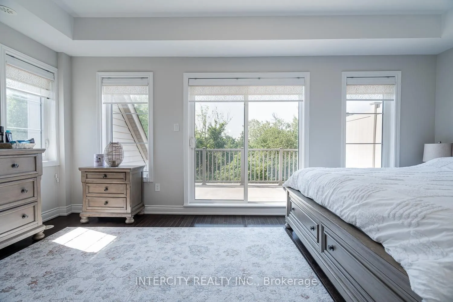 1331 Major Mackenzie Drive W #116